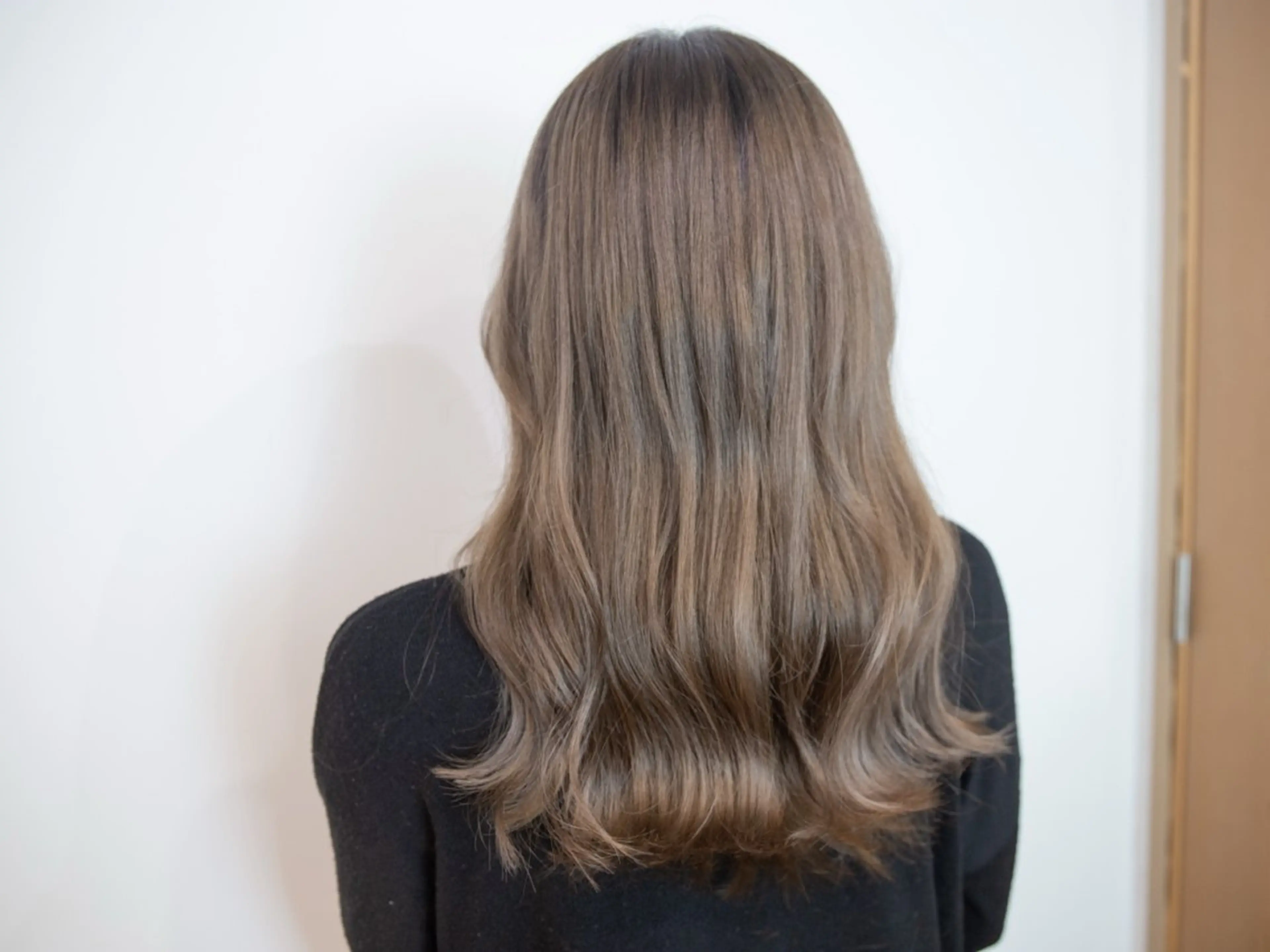 ミディアム カラー Lucca Lance経堂店【ルッカランス】所属・美髪矯正/髪質改善/ 福崎航平のヘアスタイル