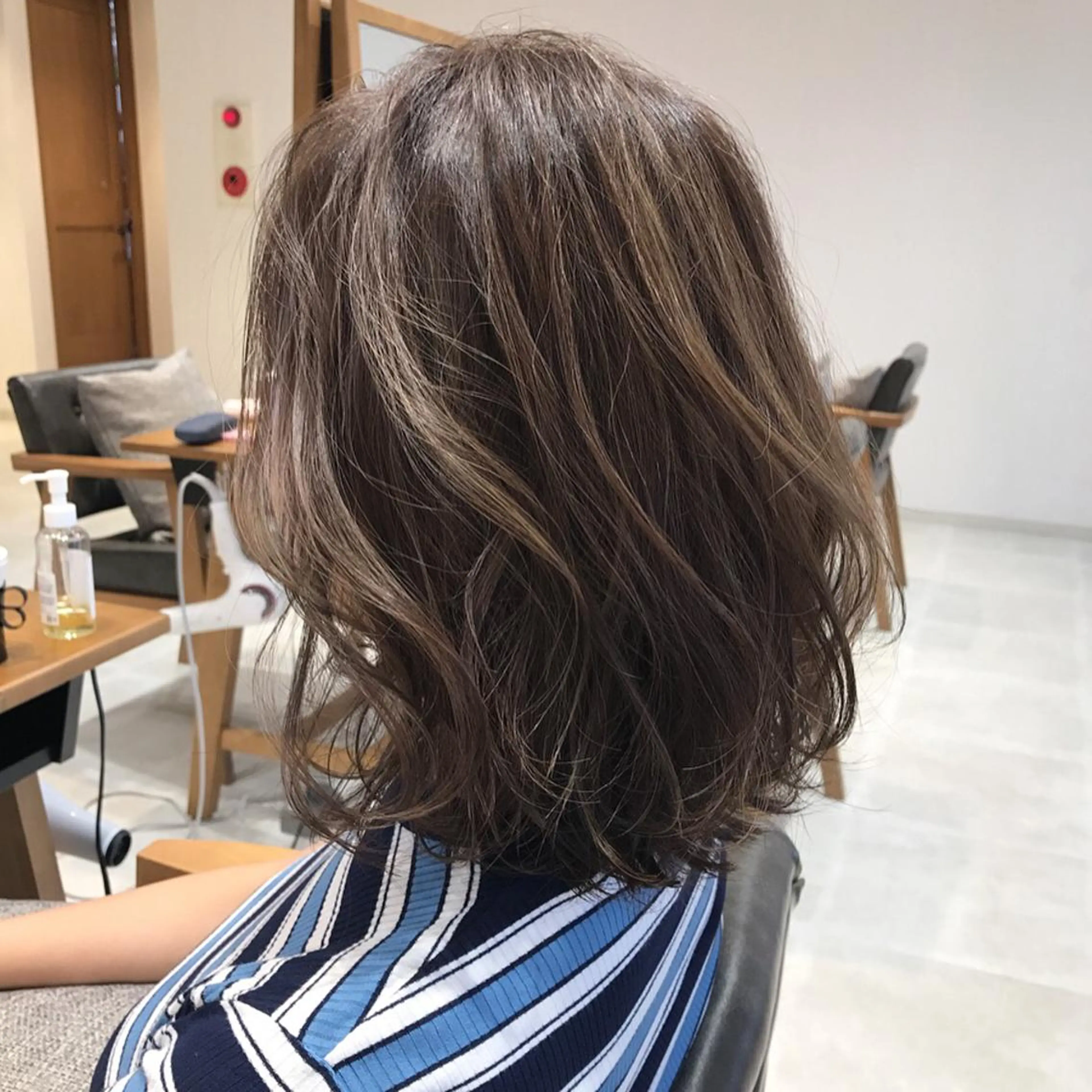 ショート カラー パーマ ボブ カット ヘアカラー トリートメント 高橋 昭雄のヘアスタイル