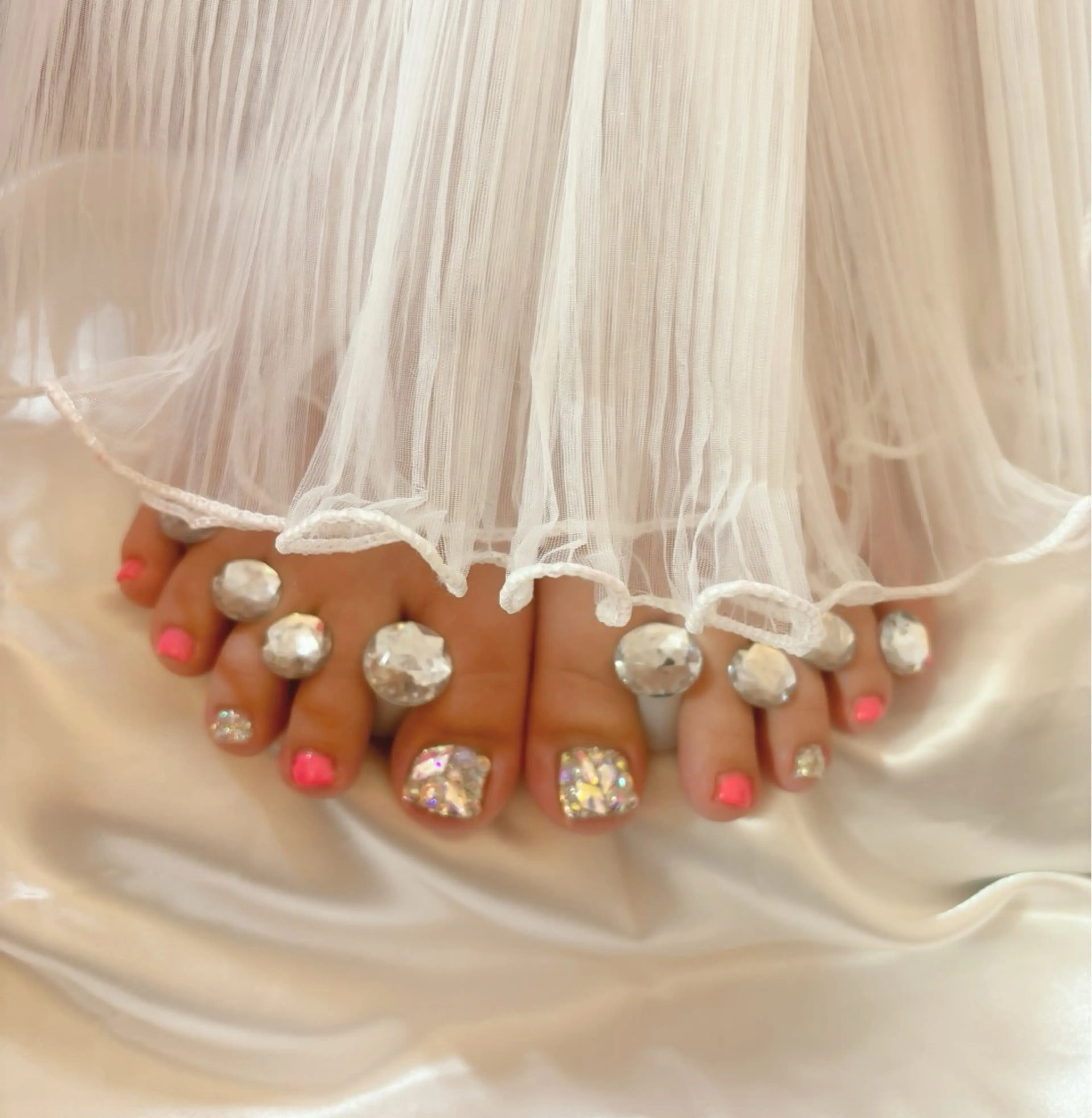 ネイル フットネイル キラキラネイル フットネイル Nail Salon macherieのネイルデザイン