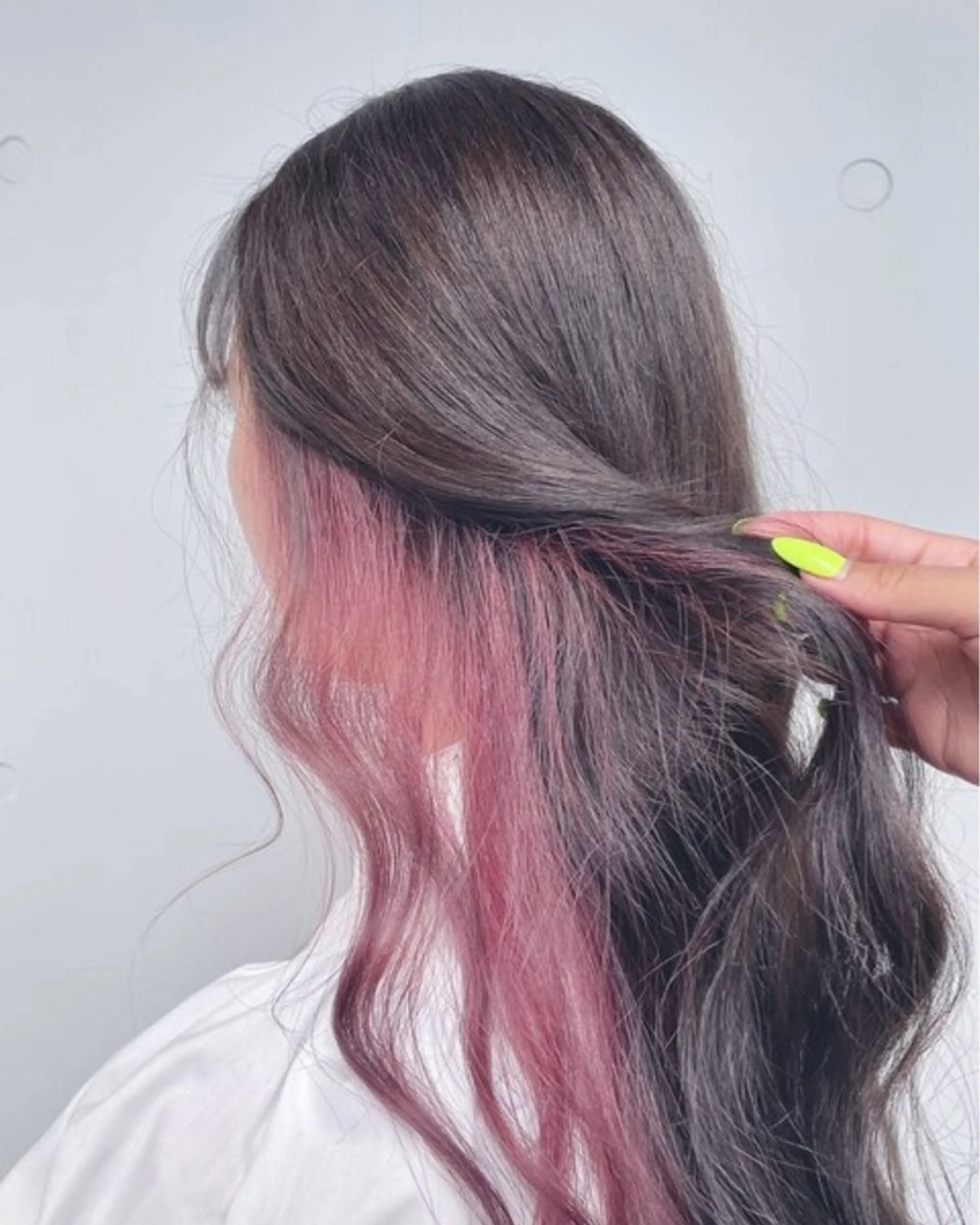 ロング カラー ブリーチ ダブルカラー イヤリングカラー 原宿♡透明感カラー♡ 縮毛矯正【MAYU】のヘアスタイル