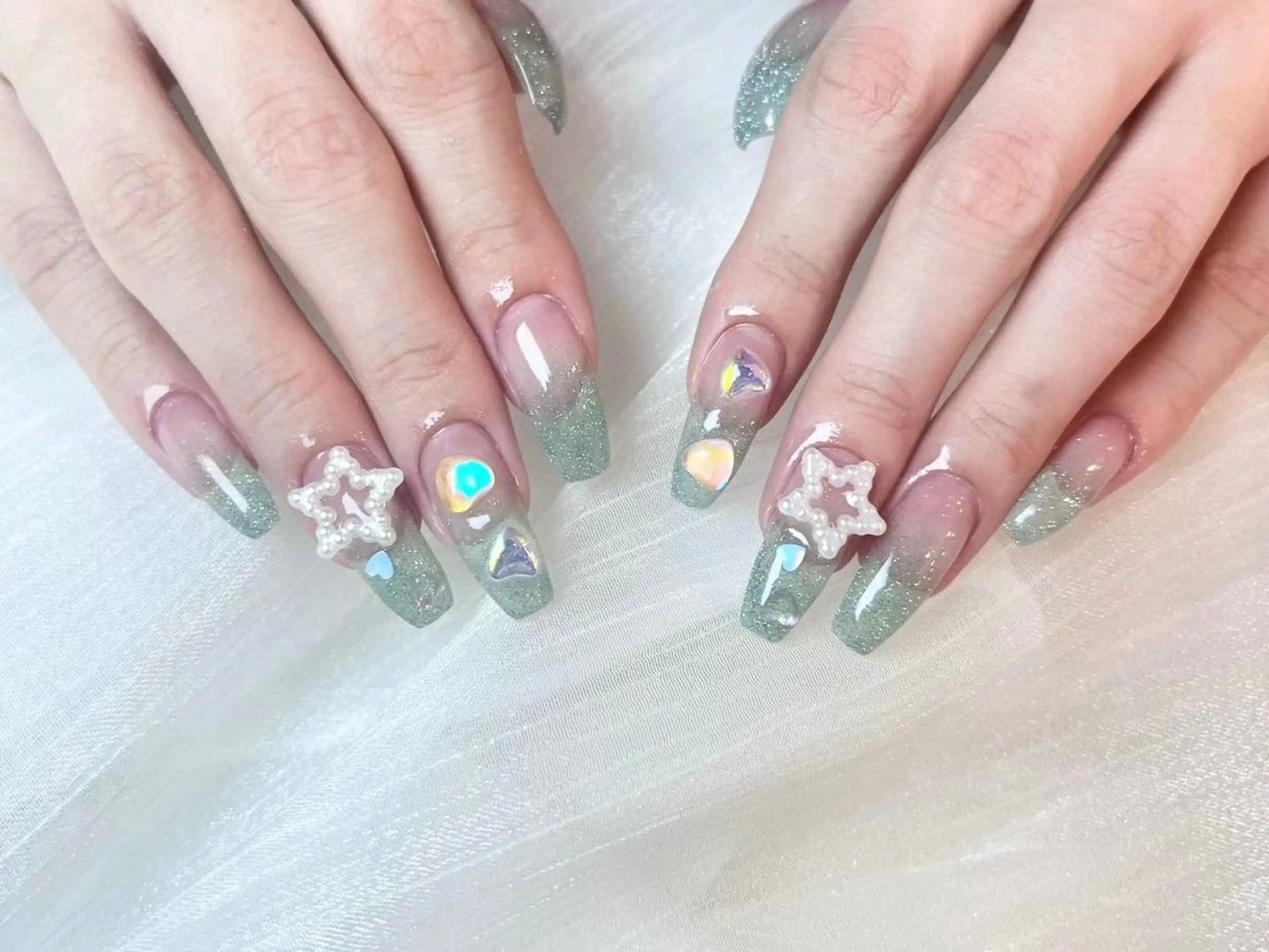 ネイル アートネイル フラワーネイル フットネイル ジェルネイル マグネットネイル Babarla Nailのネイルデザイン
