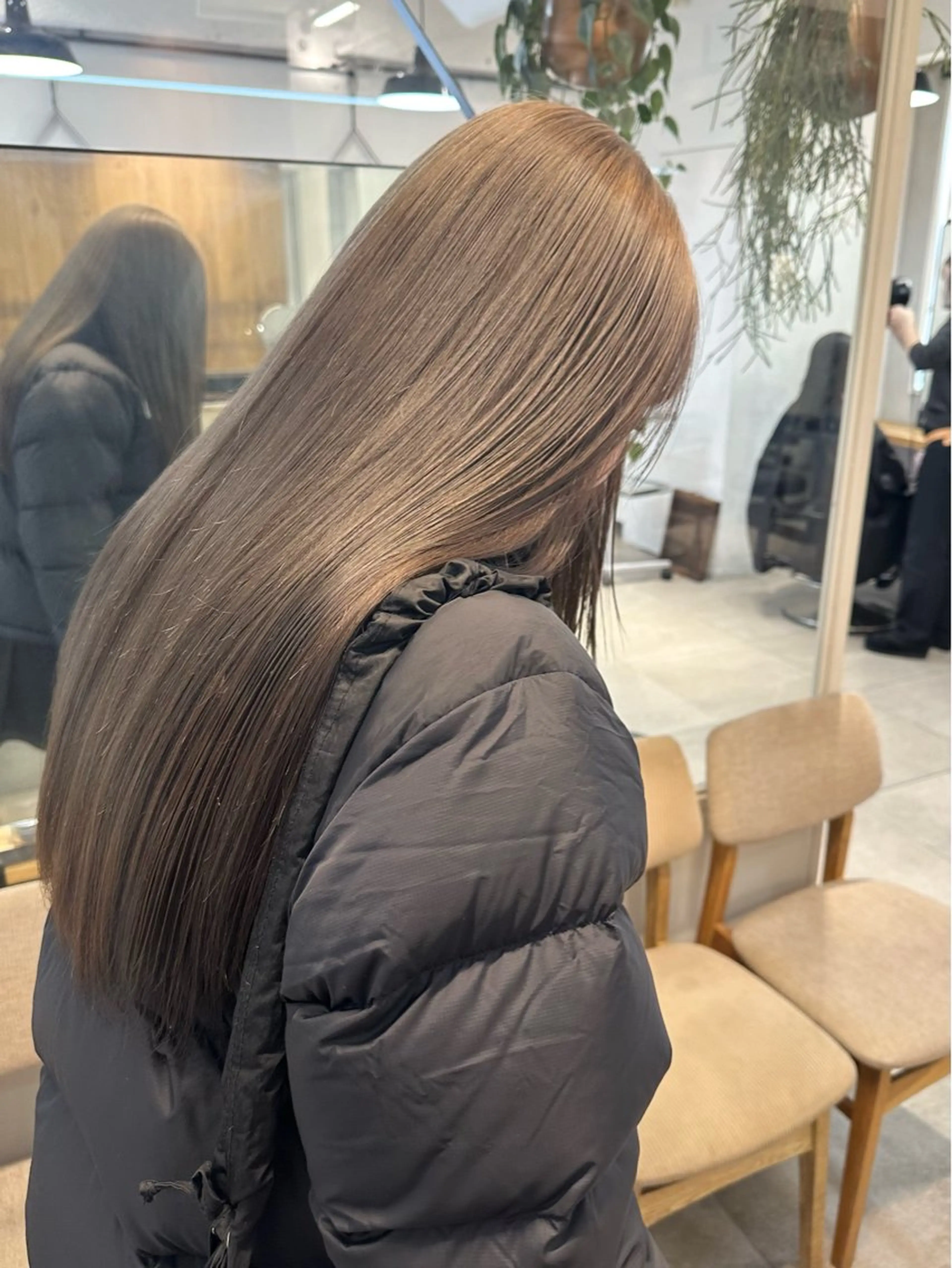 ロング カラー ブリーチ ハイトーンカラー ブリーチなしカラー ボブ ロング カット ヘアカラー トリートメント REINA☁️透明感 カラー/ぷつっと♡のヘアスタイル