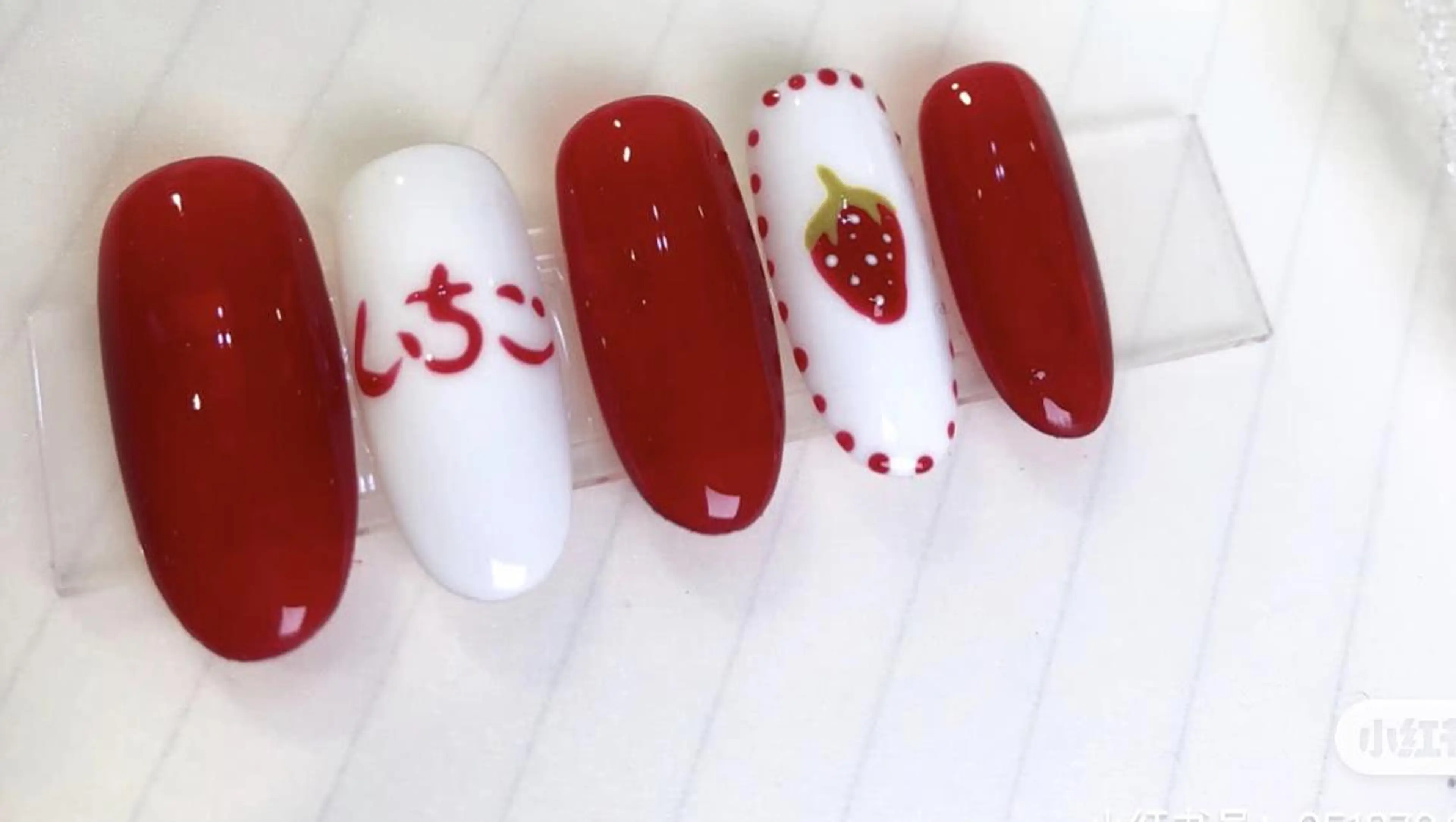 ネイル AB マツエクネイルサロンのネイルデザイン