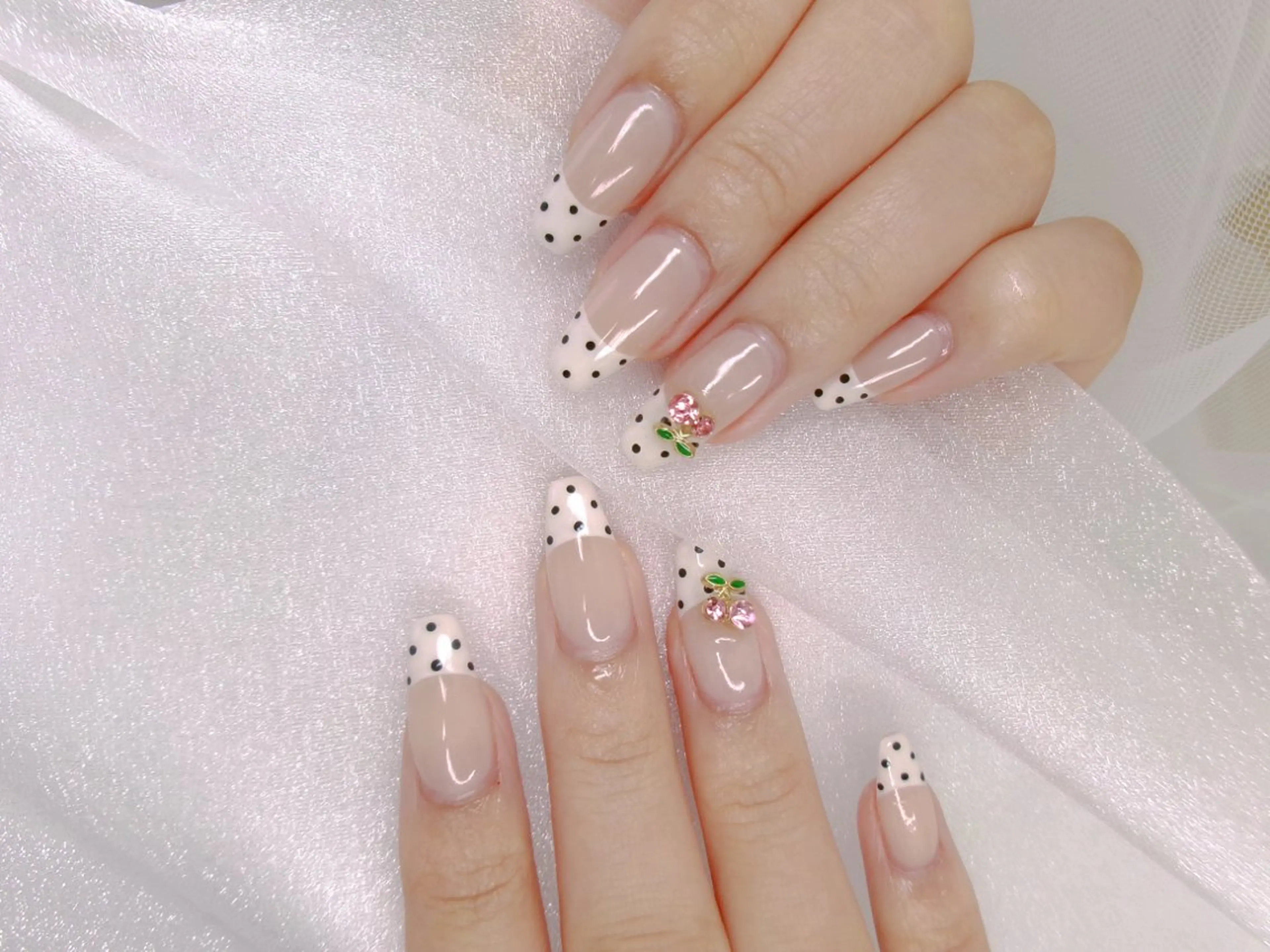 ネイル ハンドネイル Luneil Sakura専用窓口のネイルデザイン