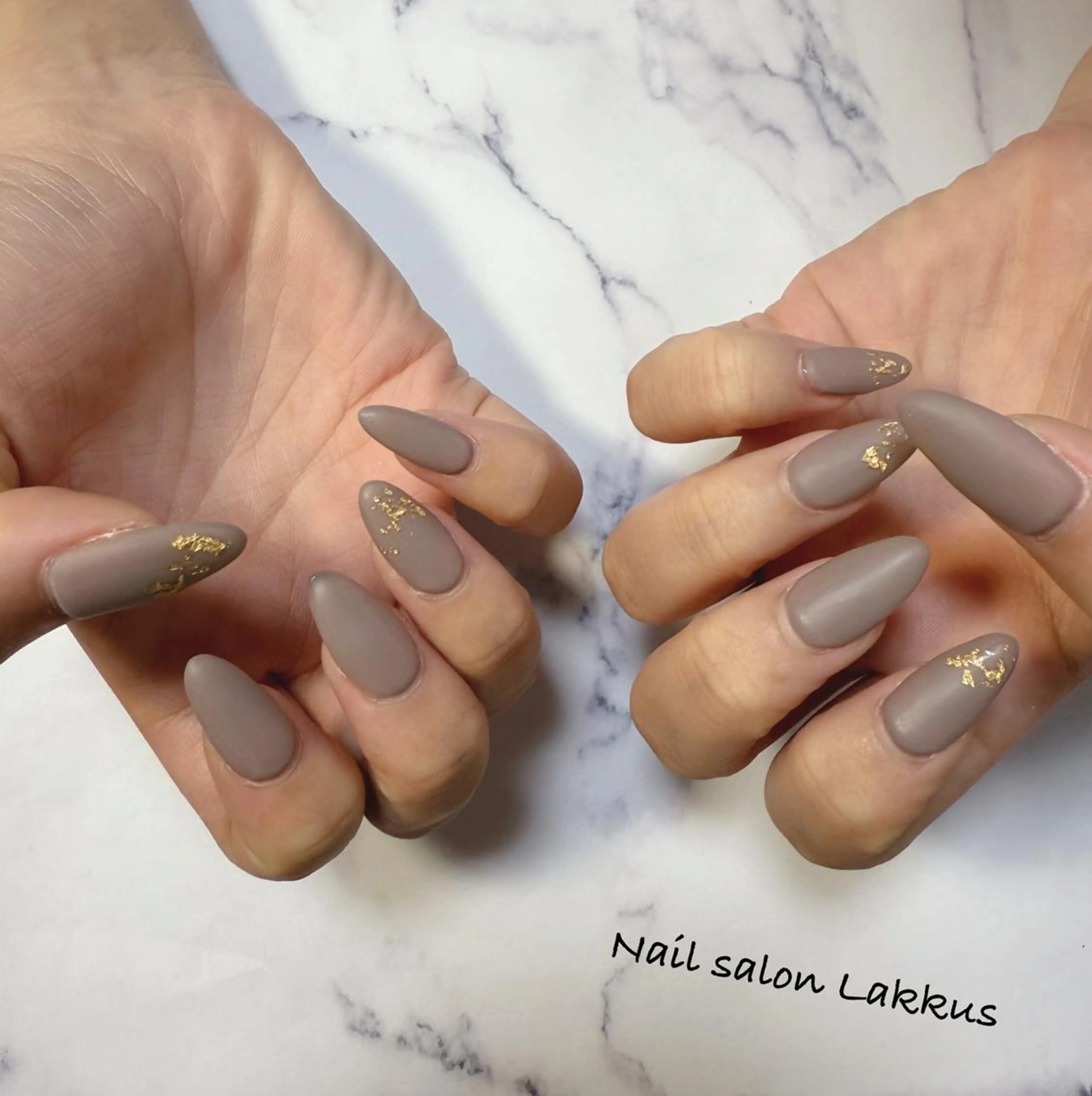 ネイル 長さ出し ロングネイル マットネイル Lakkus T－CHIのネイルデザイン