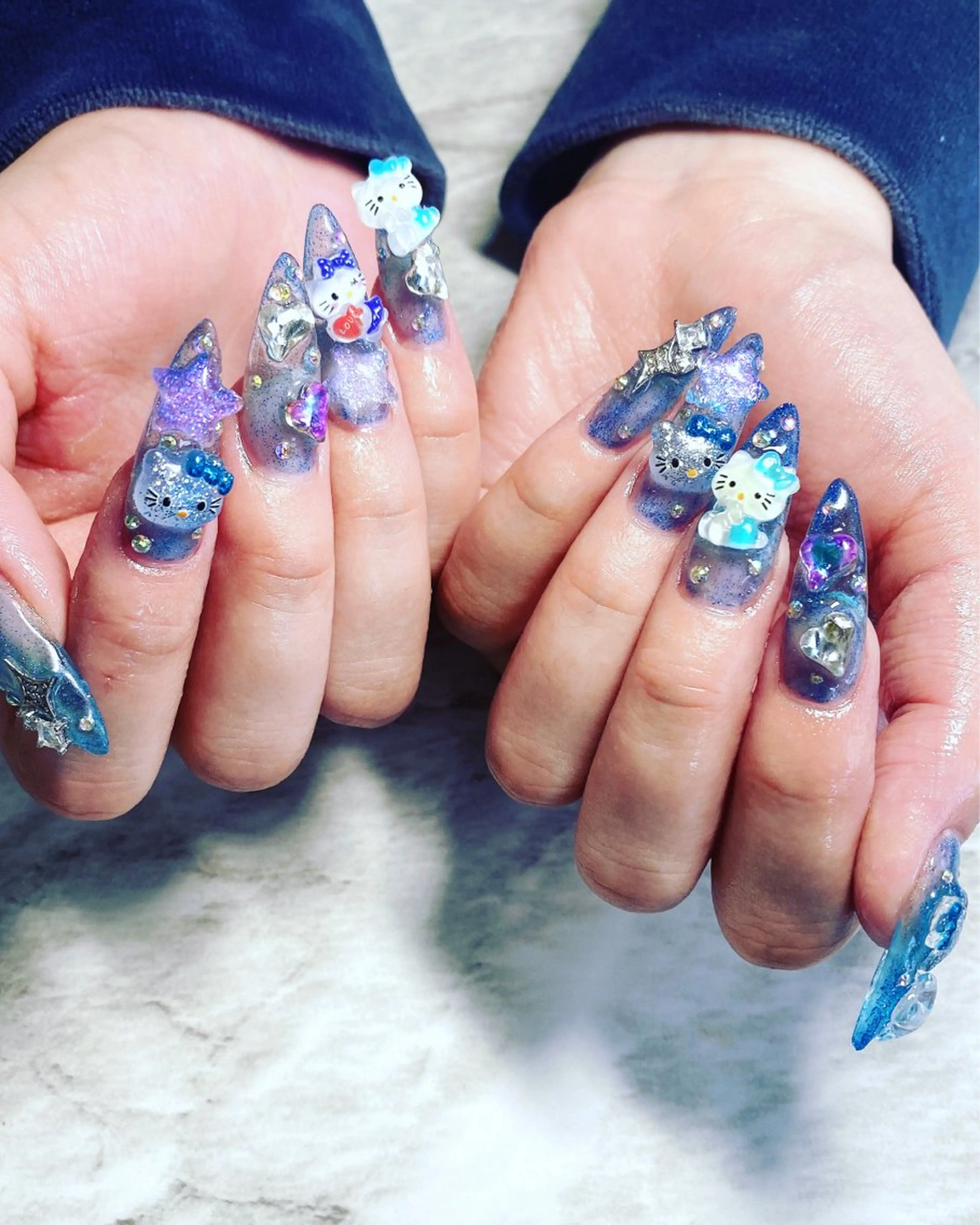 ネイル ハンドネイル フットネイル ハンドケア ✴︎:.｡. MAKI.｡.:✴︎のネイルデザイン