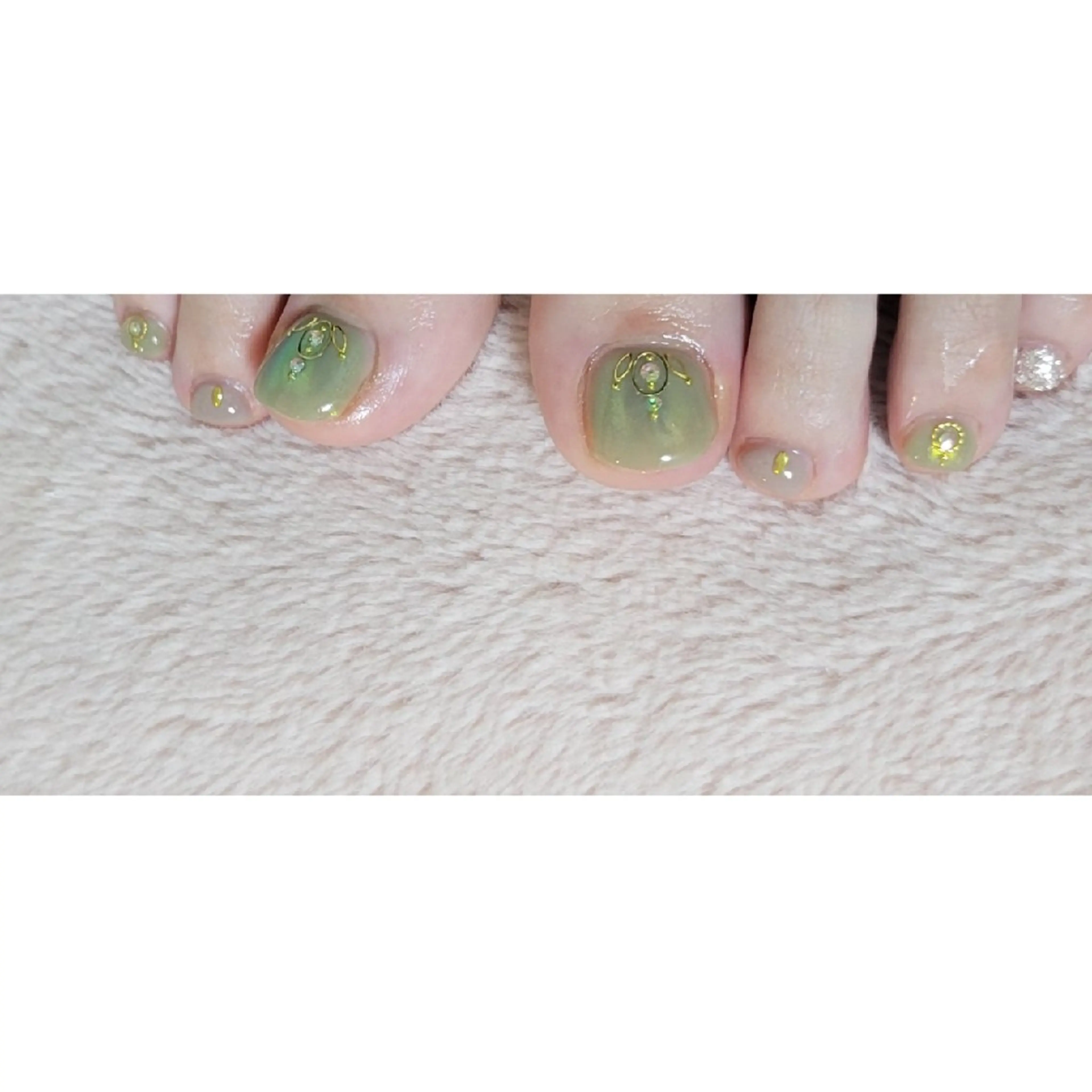 ネイル フットネイル ネイルサロンほっこり kanaのネイルデザイン