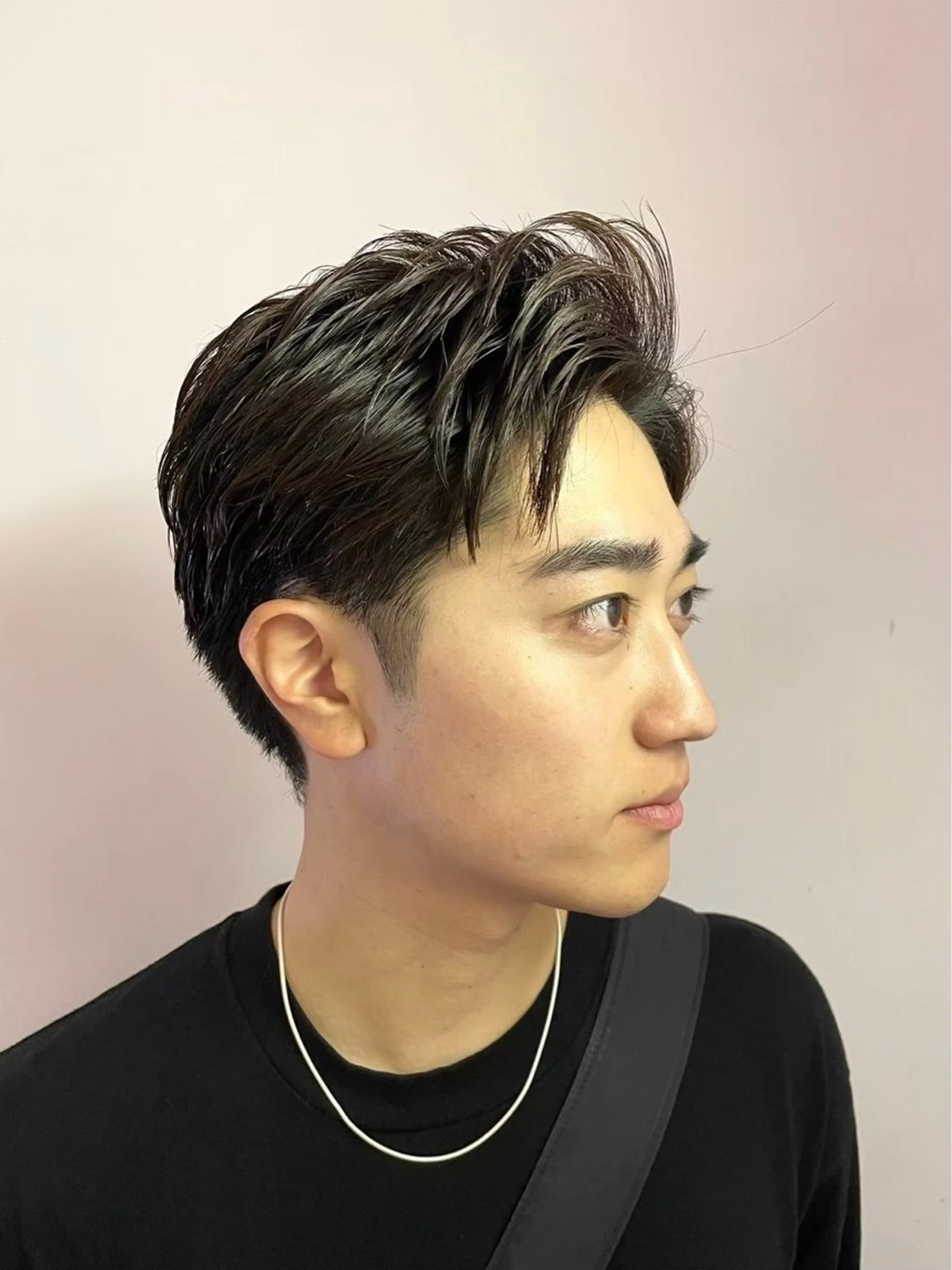 ミディアム まえひら じおんのヘアスタイル