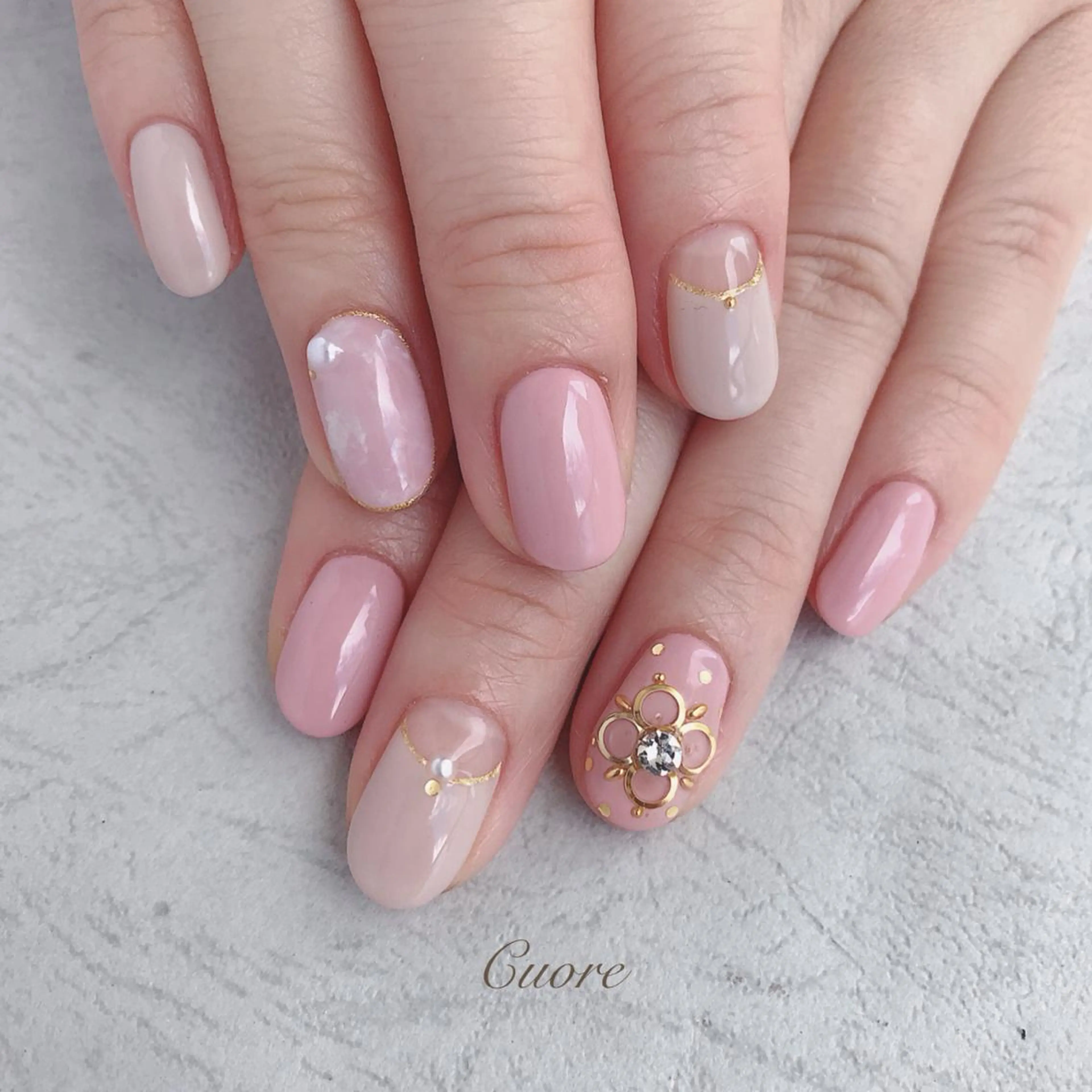 ショート ネイル Cuore谷岡紗妃/ 宮崎台のネイルデザイン