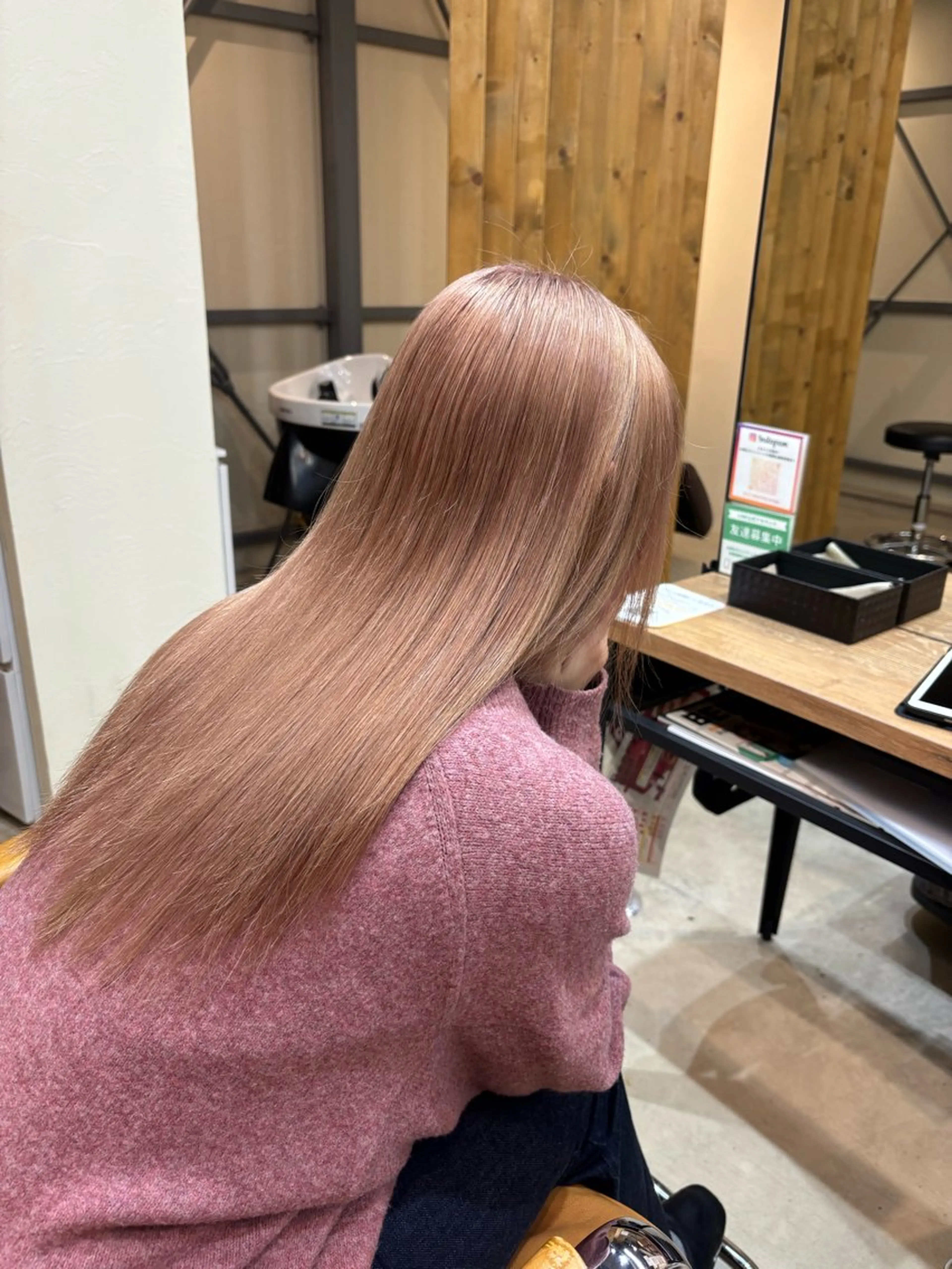 ロング カラー ベージュカラー ピンクカラー ピンクベージュ 相馬 静香のヘアスタイル