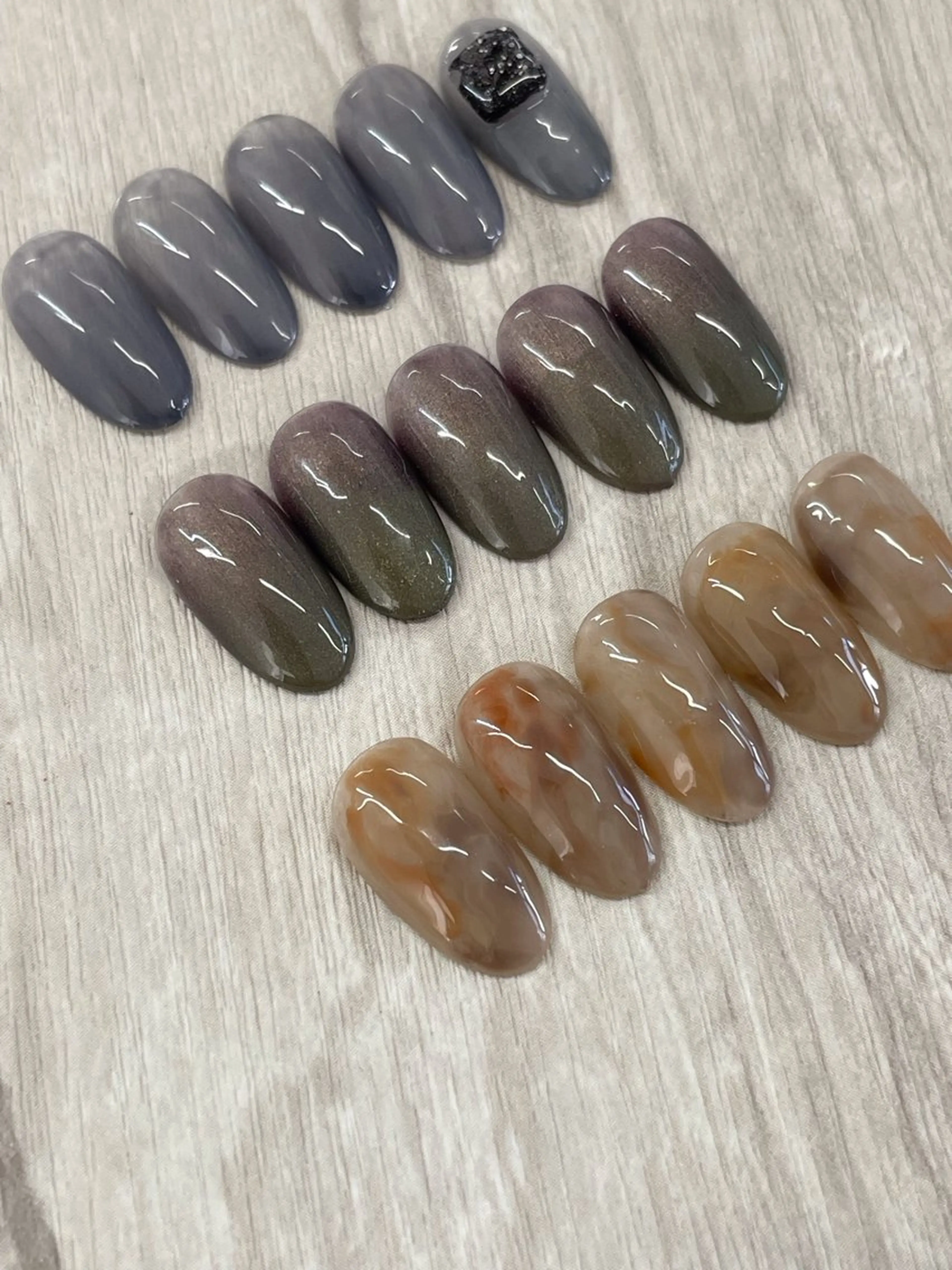 ネイル ジェルネイル シンプルネイル RIYON staffのネイルデザイン