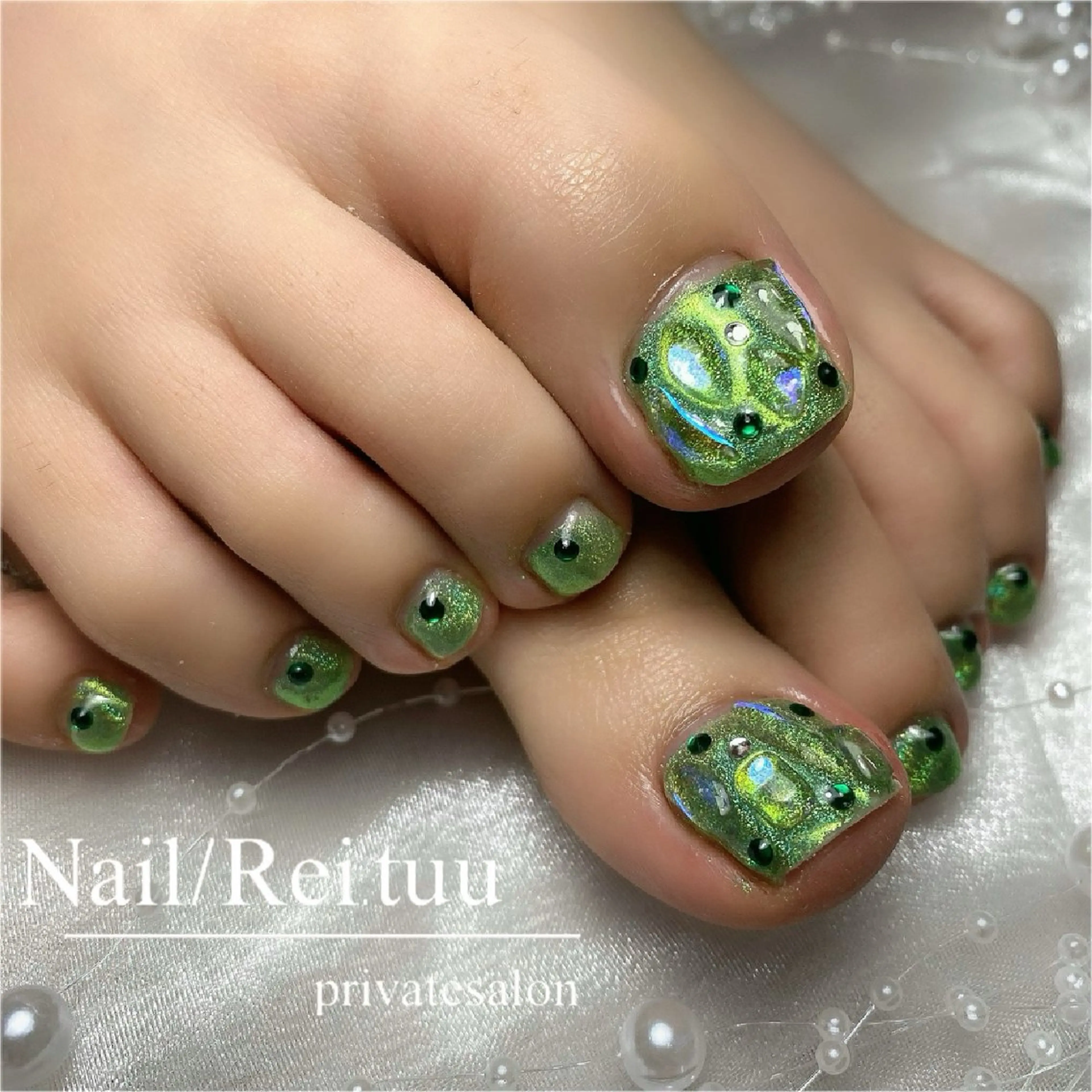ネイル チークネイル フラッシュネイル フットネイル フレンチネイル グラデーション Nailsalon / Rei.tuuのネイルデザイン