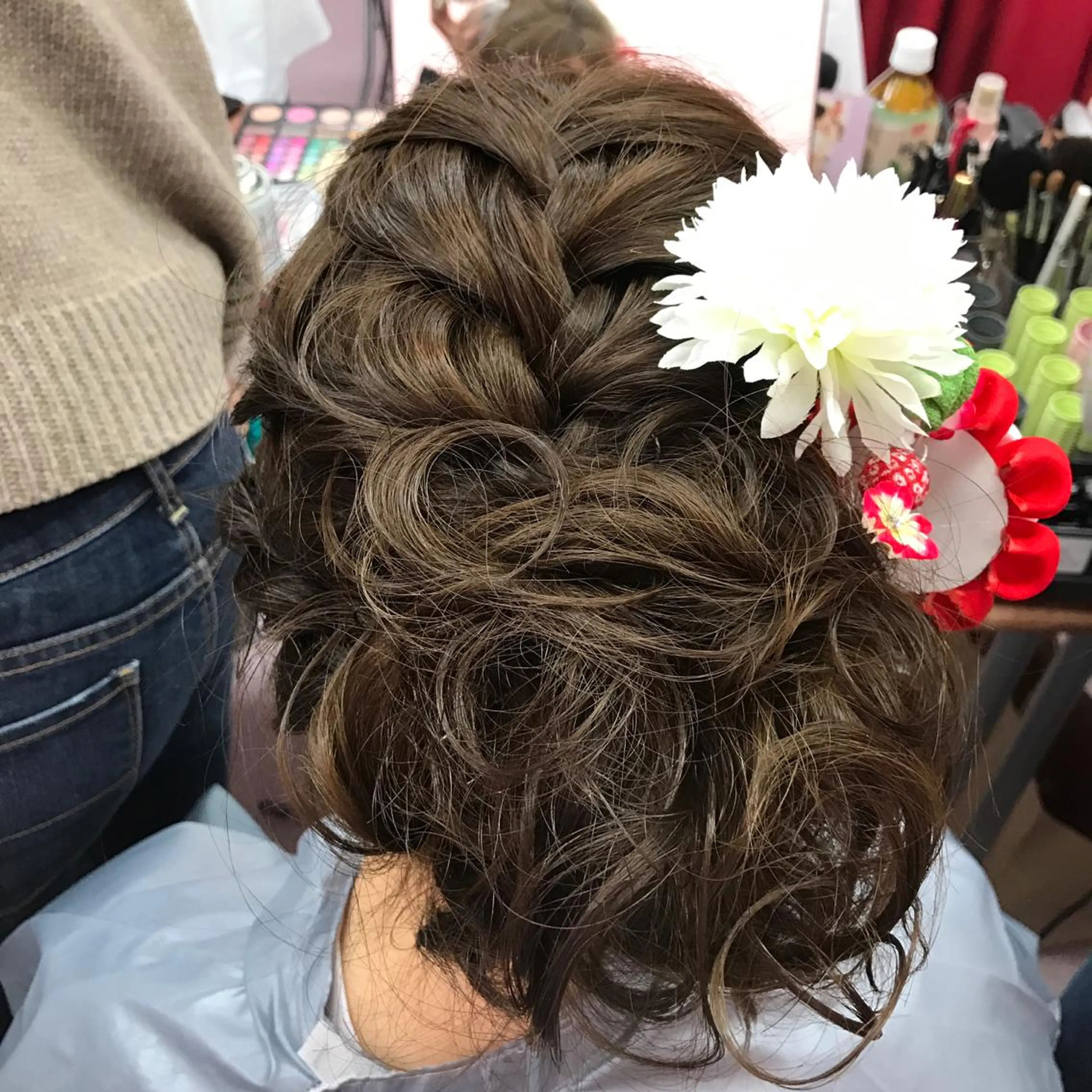 ヘアセット時間外　　時間外は2名様から基本ご予約可能です。お一人様ご予約の場合30分毎¥500＋されていきます。の写真