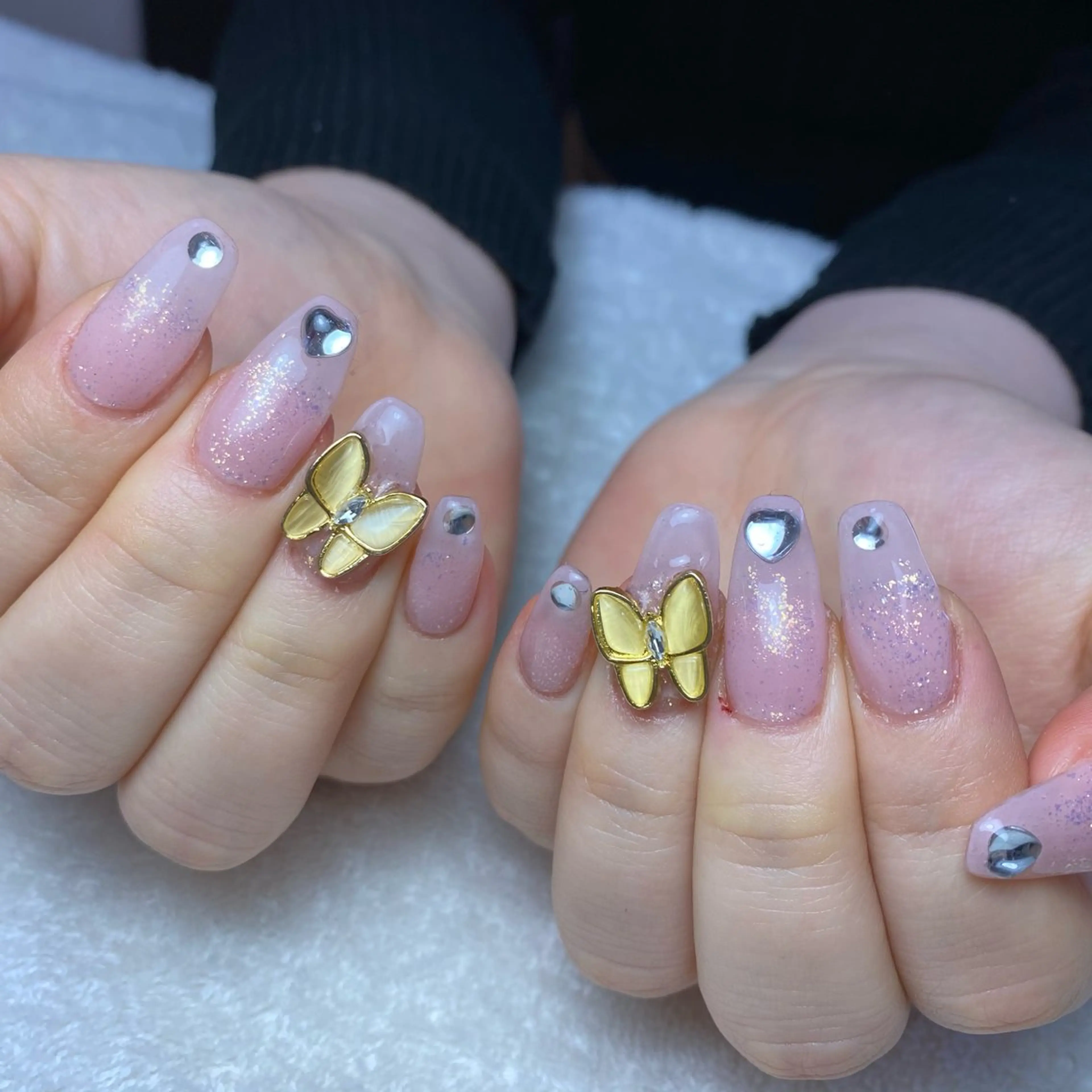 ネイル キラキラネイル ハンドネイル COCO+所属・COCO +のエステ・リラクイメージ