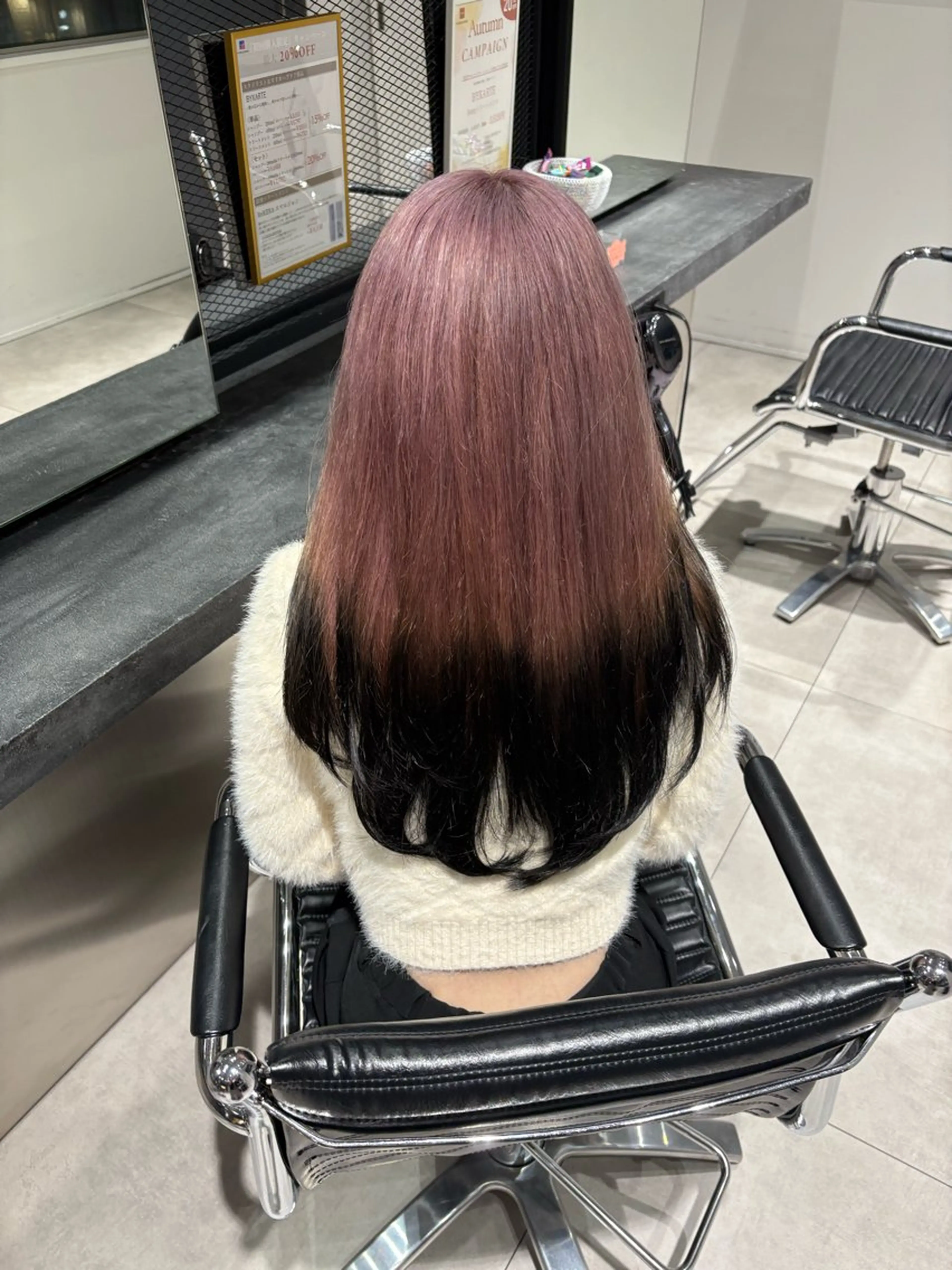 ロング カラー ピンクカラー レイヤーカット カット ヘアカラー トリートメント ゆな🎀ハイトーン /レイヤーのヘアスタイル