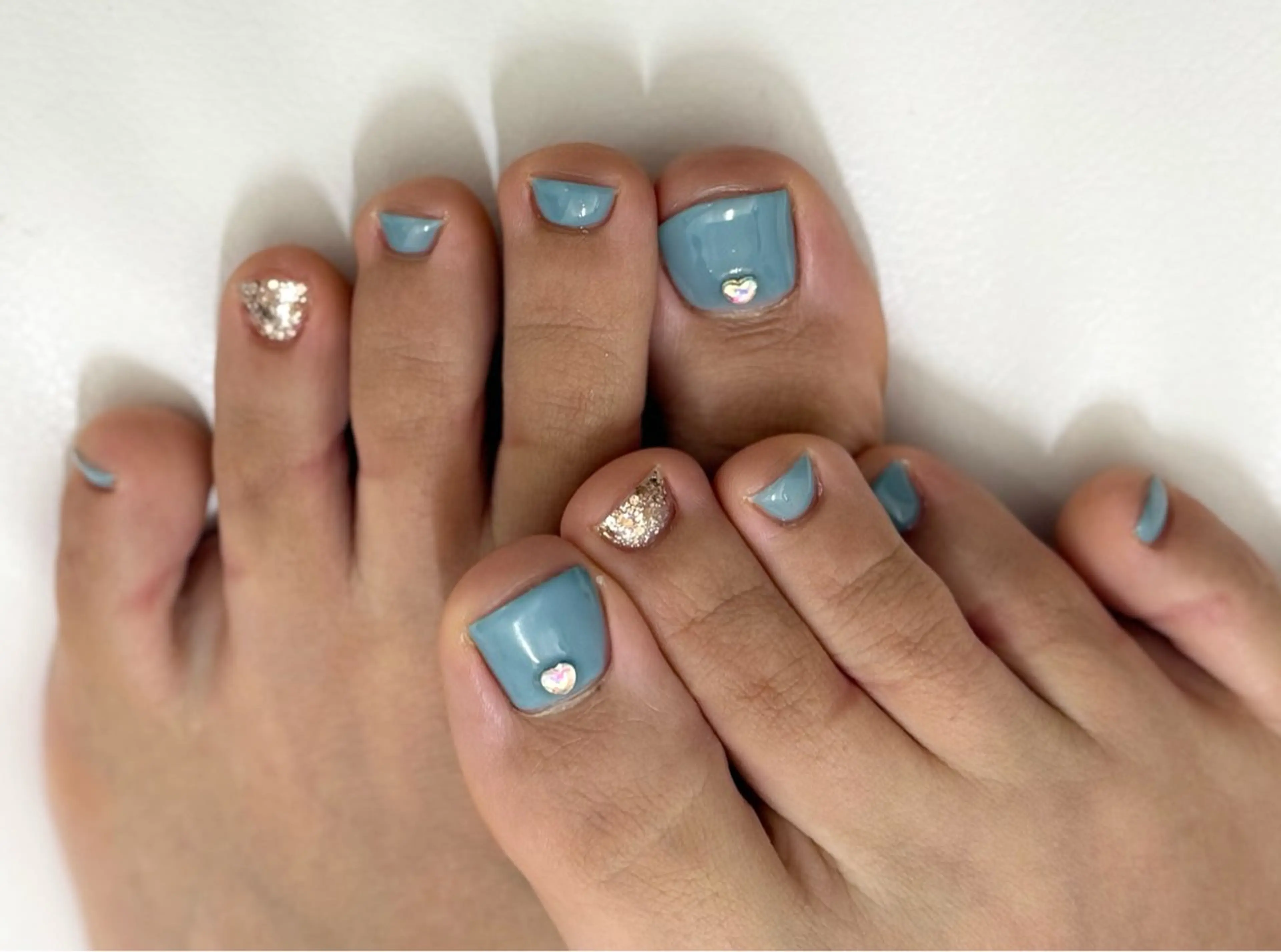 ネイル フットネイル ハート 夏ネイル Regina Marinaのネイルデザイン