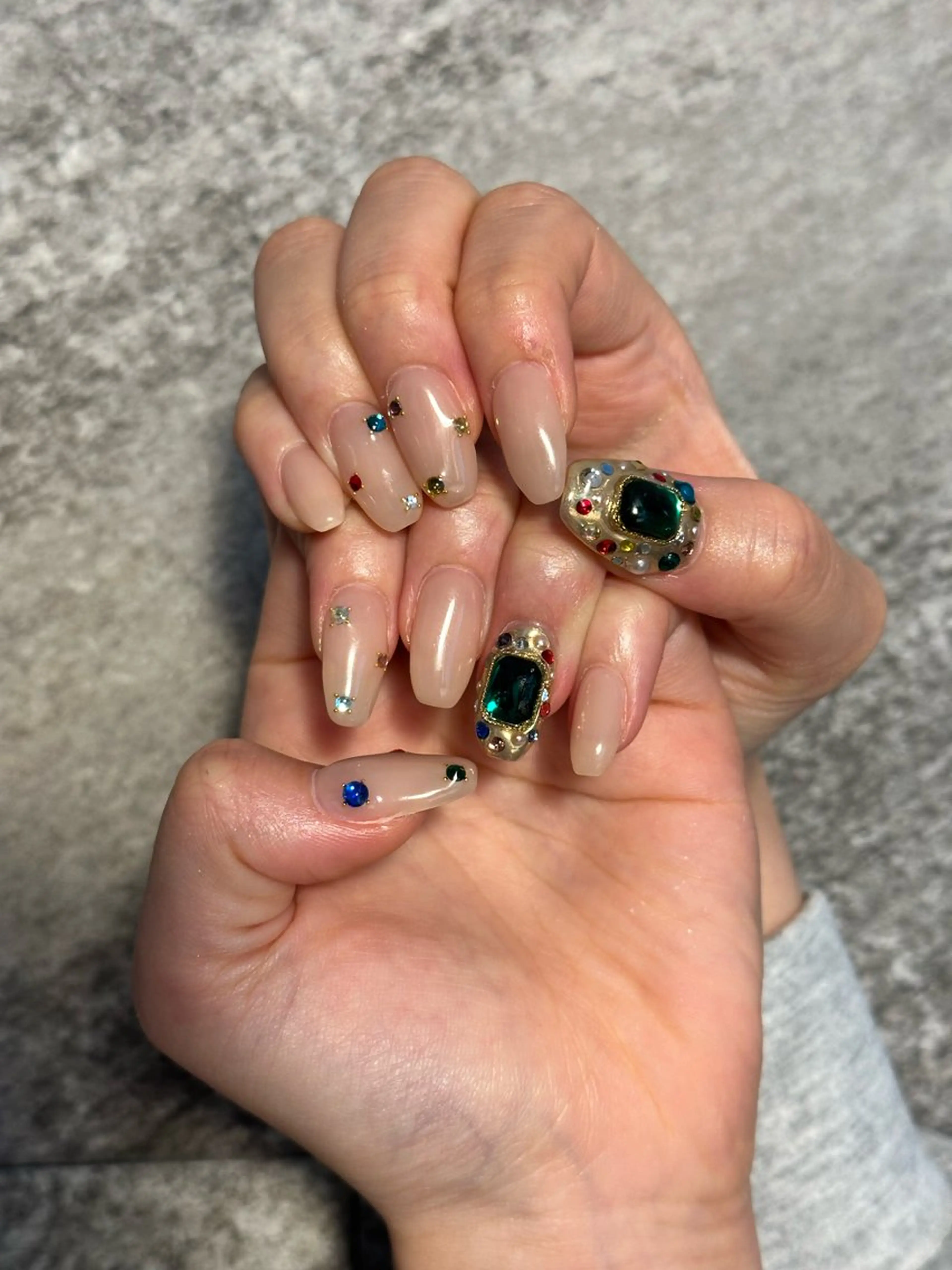 ネイル ハンドネイル Yuji .Fのネイルデザイン