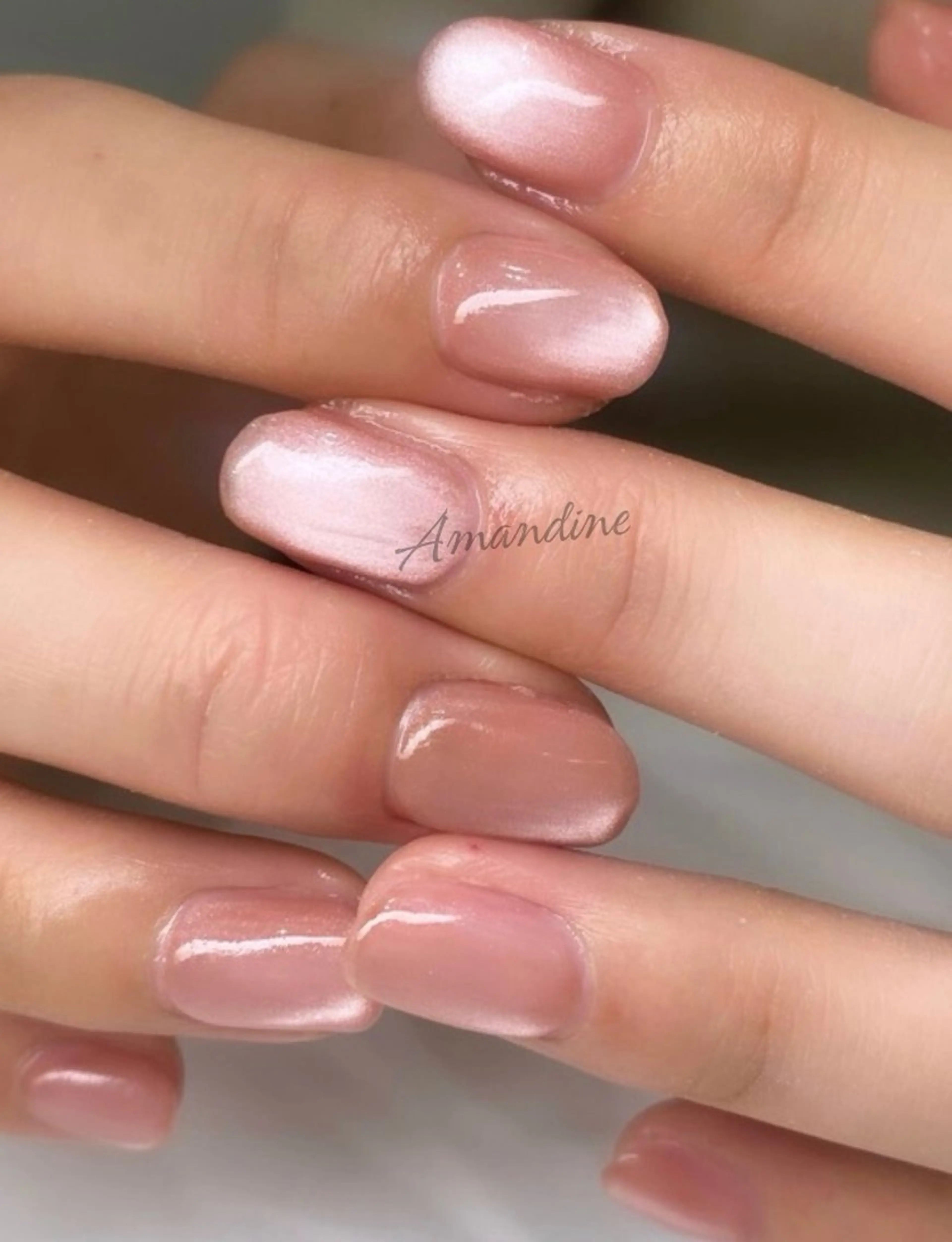 ネイル 長さ出し キラキラネイル マグネットネイル ニュアンスネイル オフィスネイル 渋谷/4週間取れない フィルイン/パラのネイルデザイン