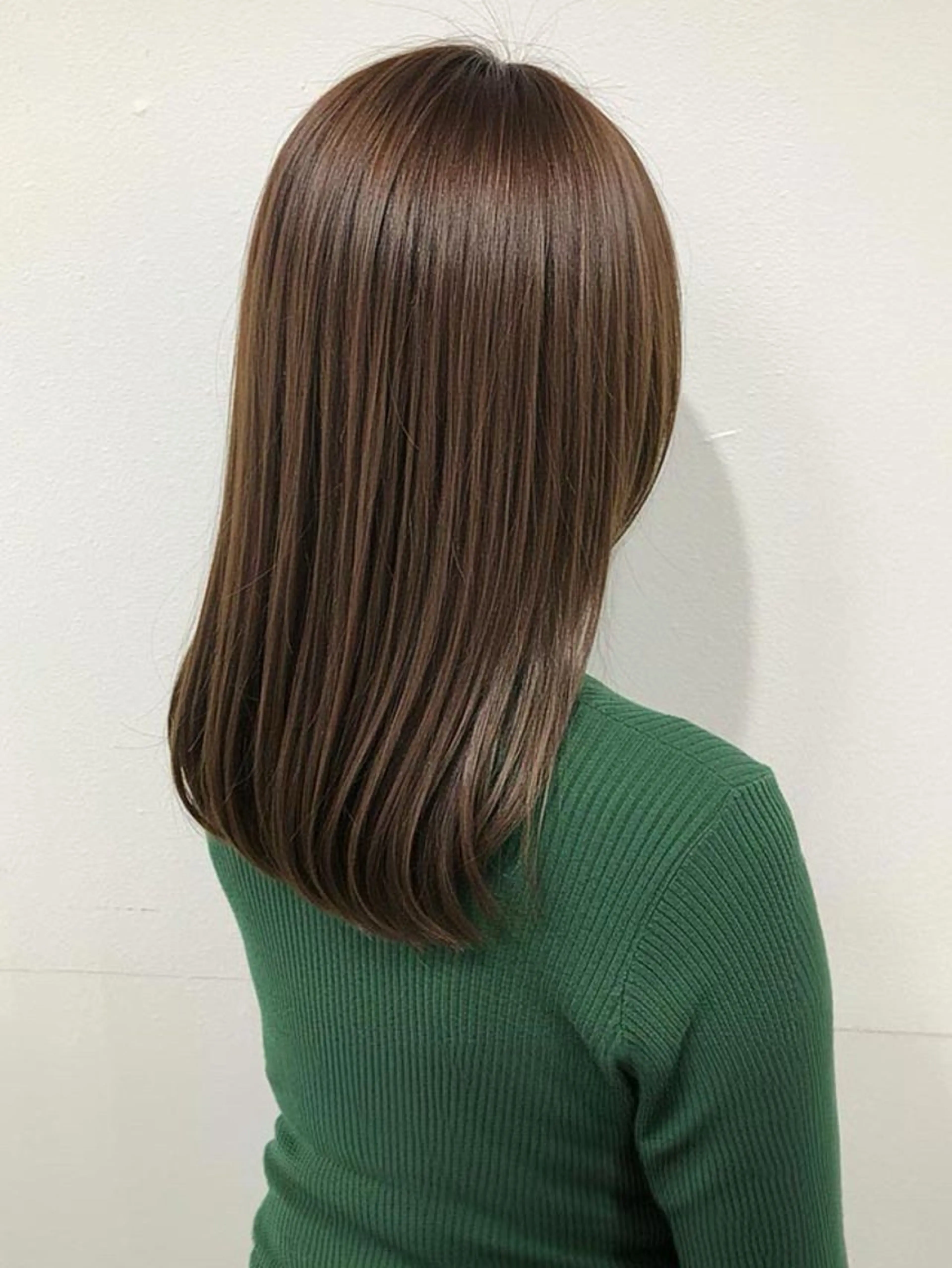 ロング 赤み消しオリーブ特化 柔らか縮毛矯正🌷辻のヘアスタイル