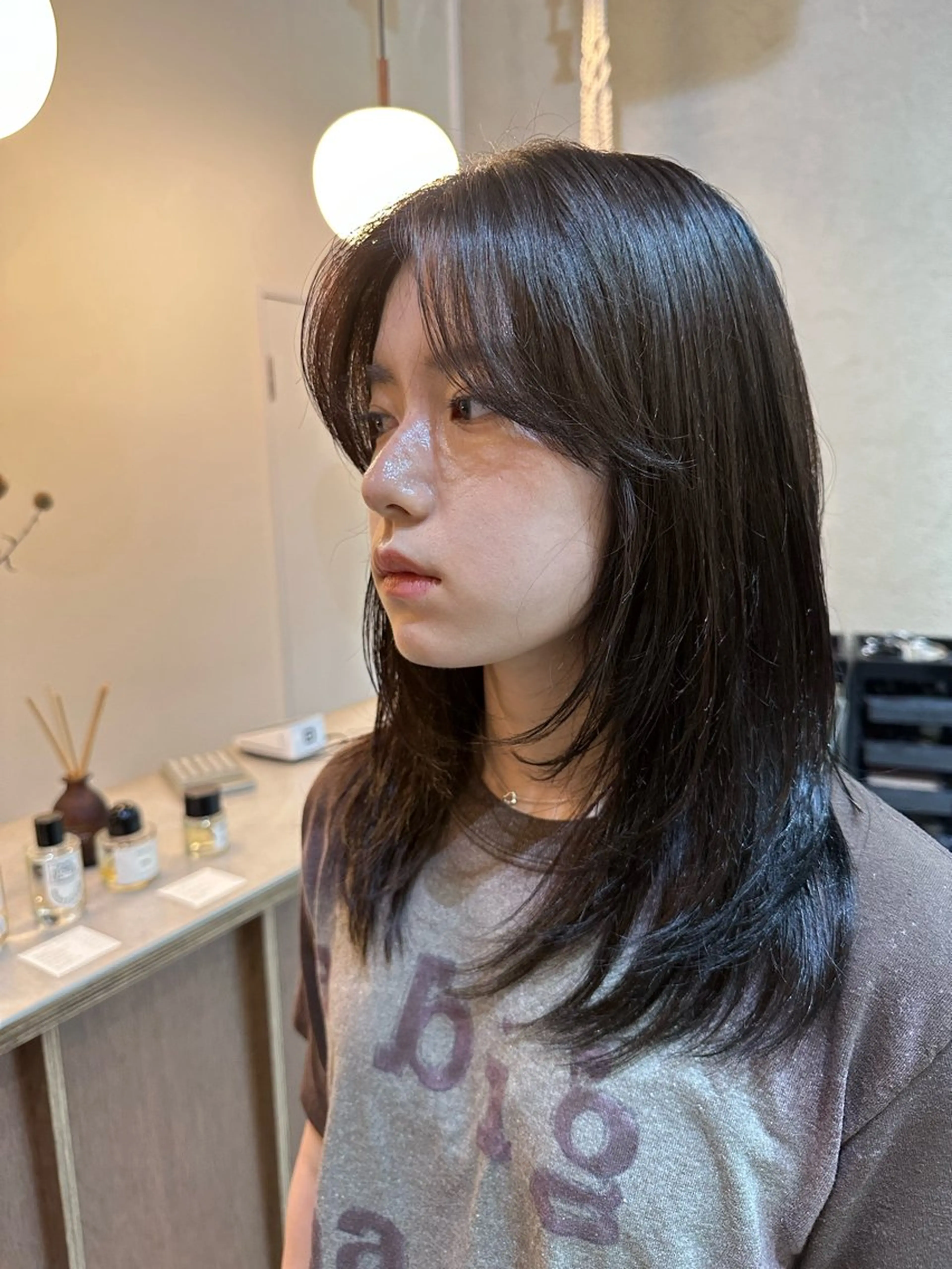 ミディアム Shiro RENのヘアスタイル