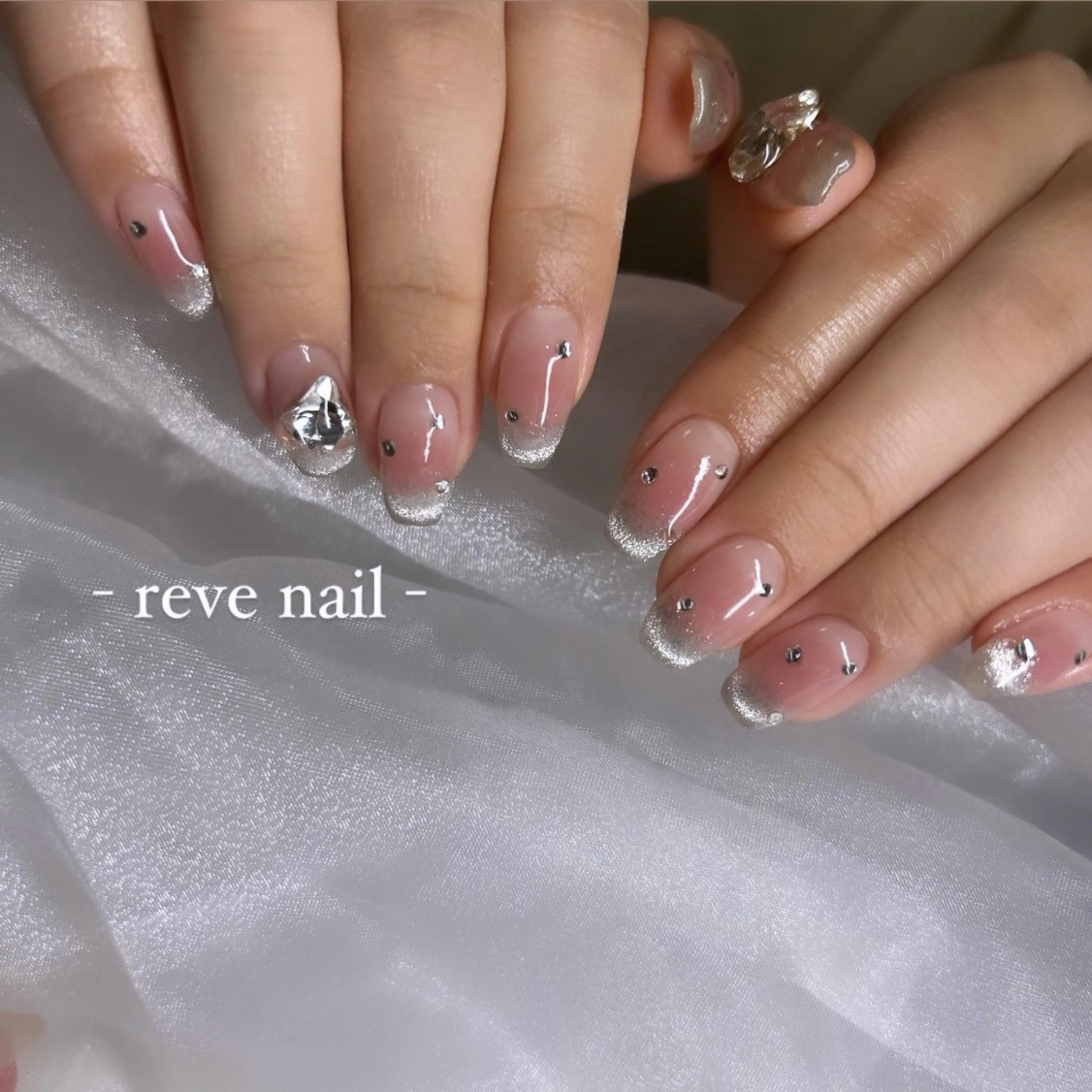 ネイル リボン ハンドネイル 門真市 三ツ島 reve nailのネイルデザイン