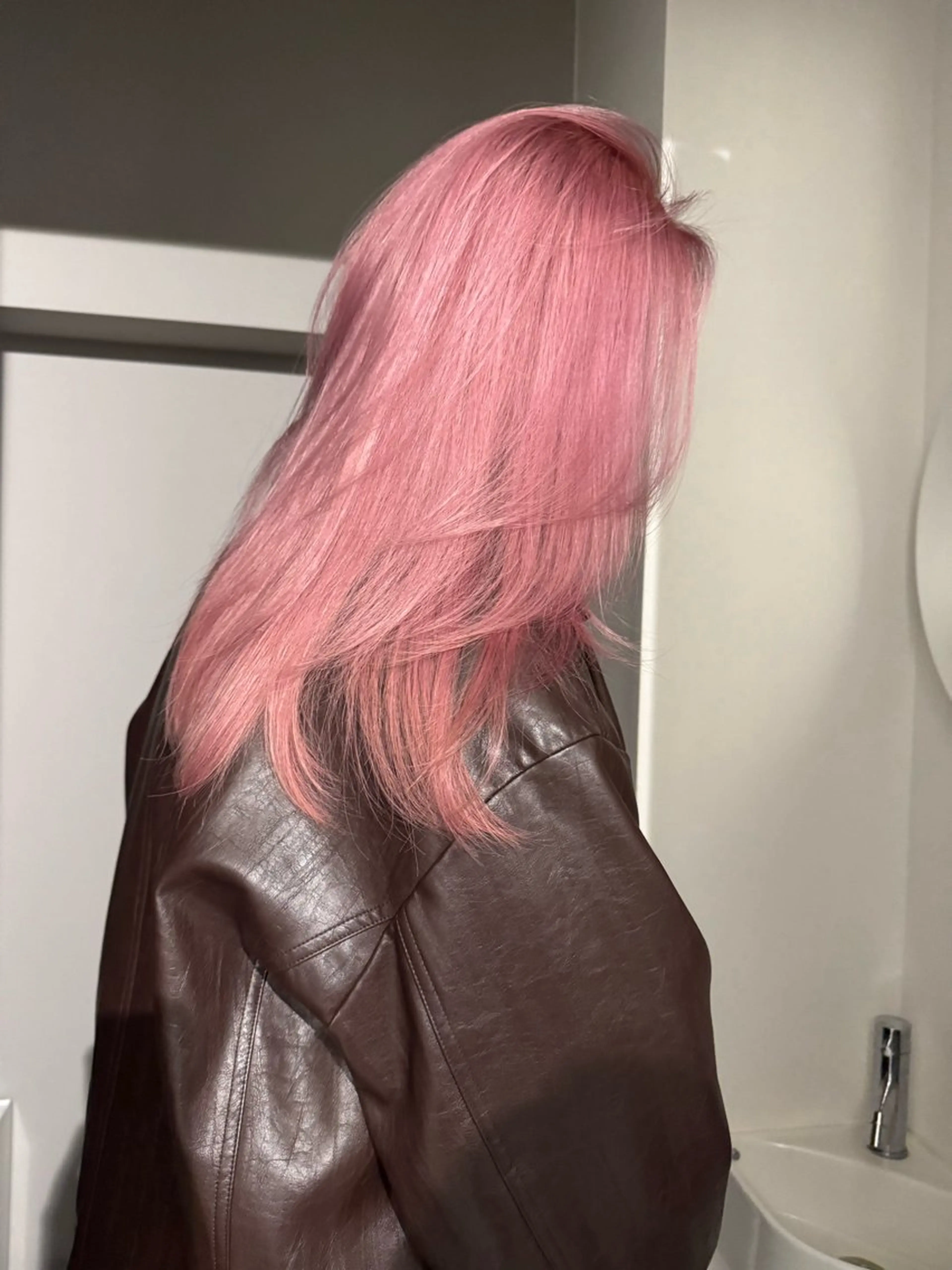 ロング カラー ヘアアレンジ ピンクカラー ヘアカラー mina 🌷のヘアスタイル