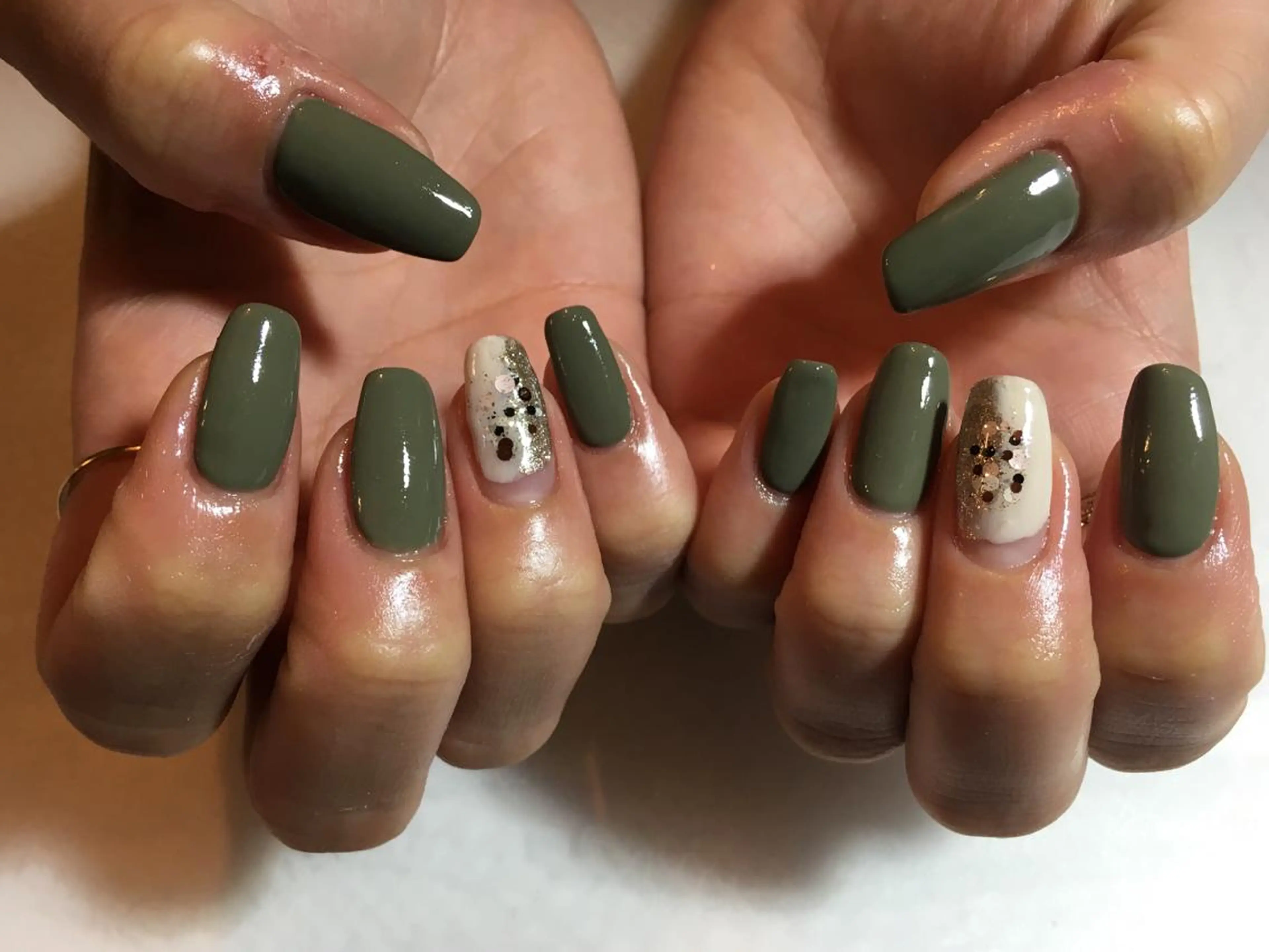 ネイル シンプルネイル 古川 里美のネイルデザイン