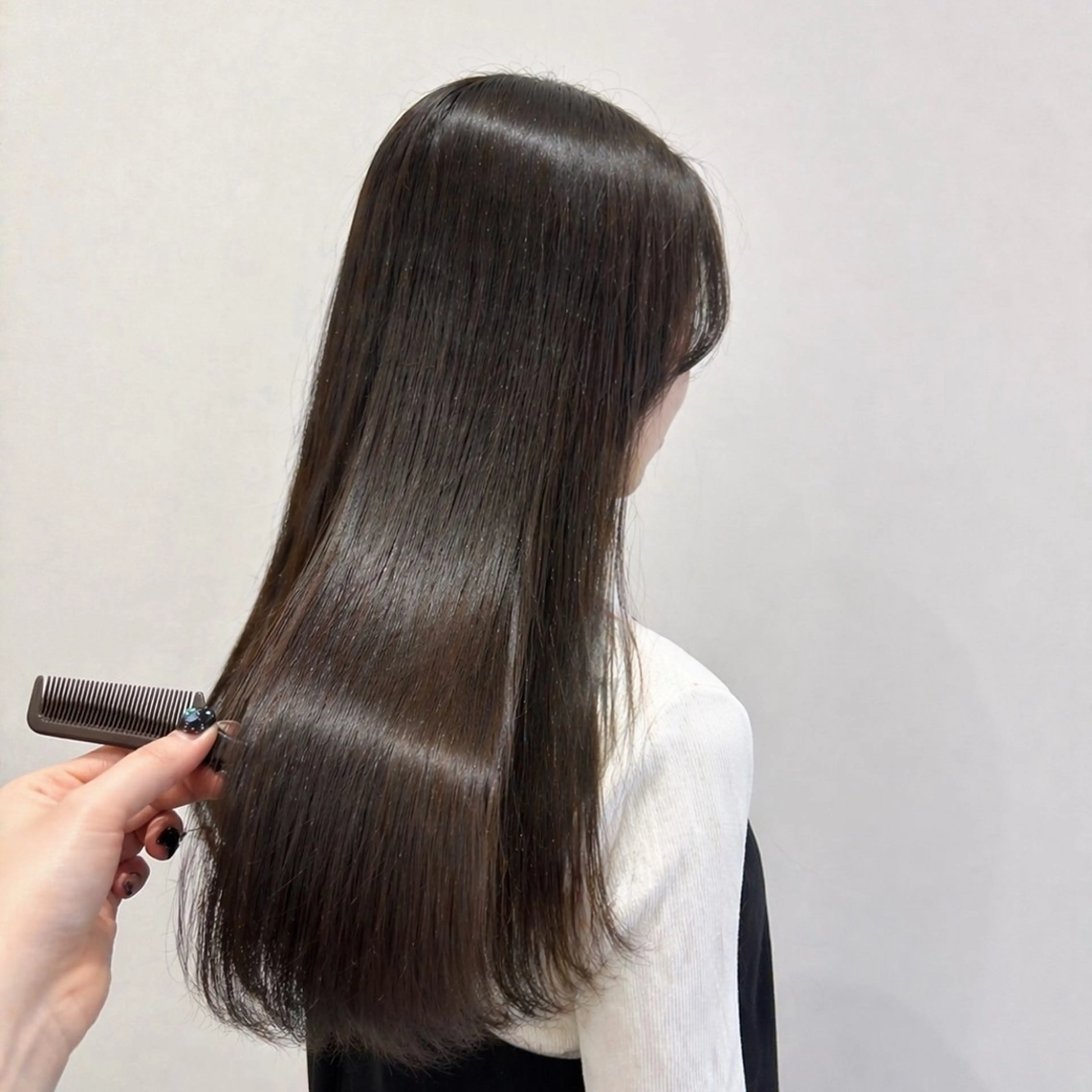 ロング ロング トリートメント カット トリートメント 佐藤 舞のヘアスタイル