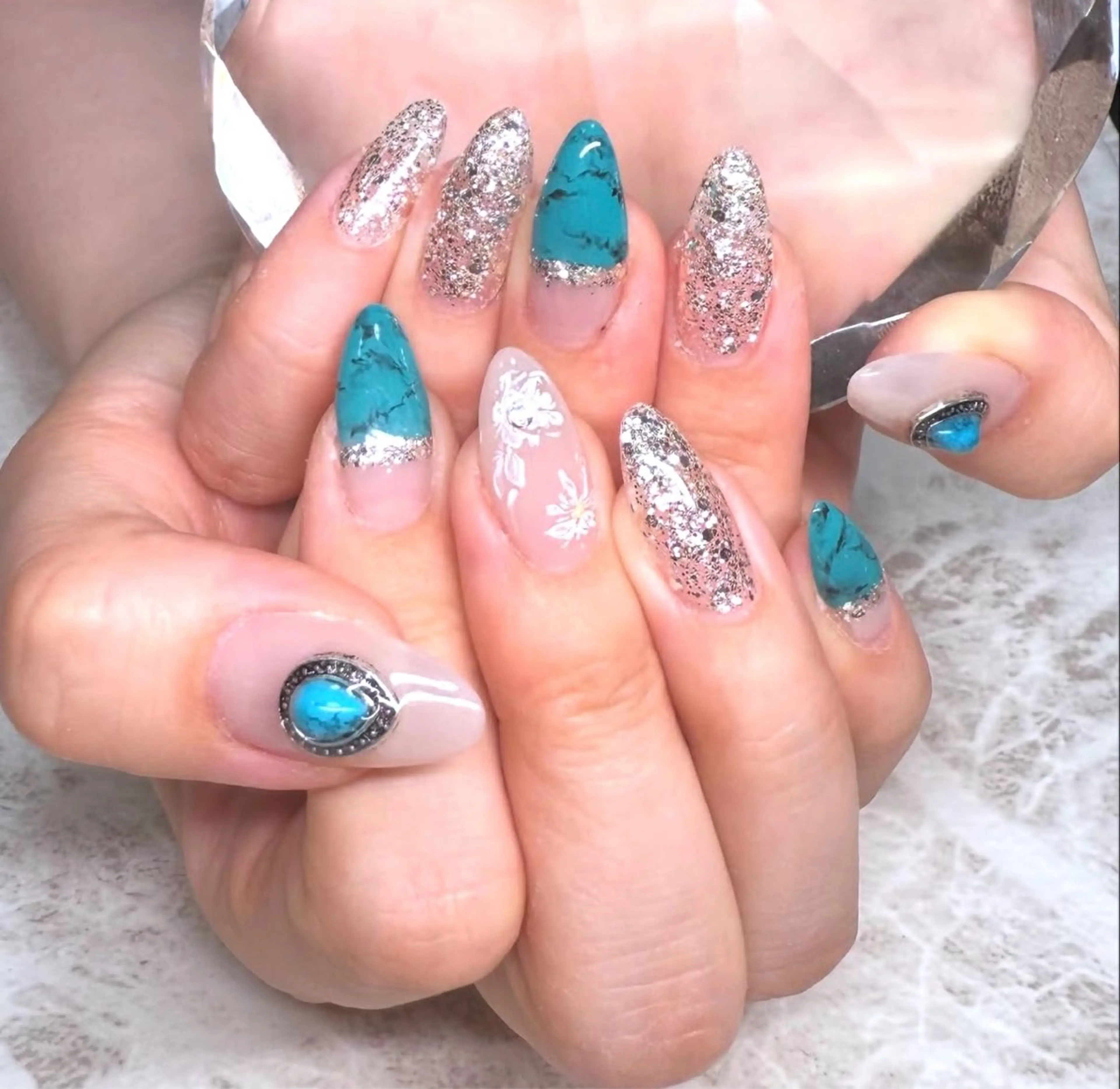 ネイル 大理石ネイル(マーブル) ハンドネイル ネイルサロン A-nailのネイルデザイン