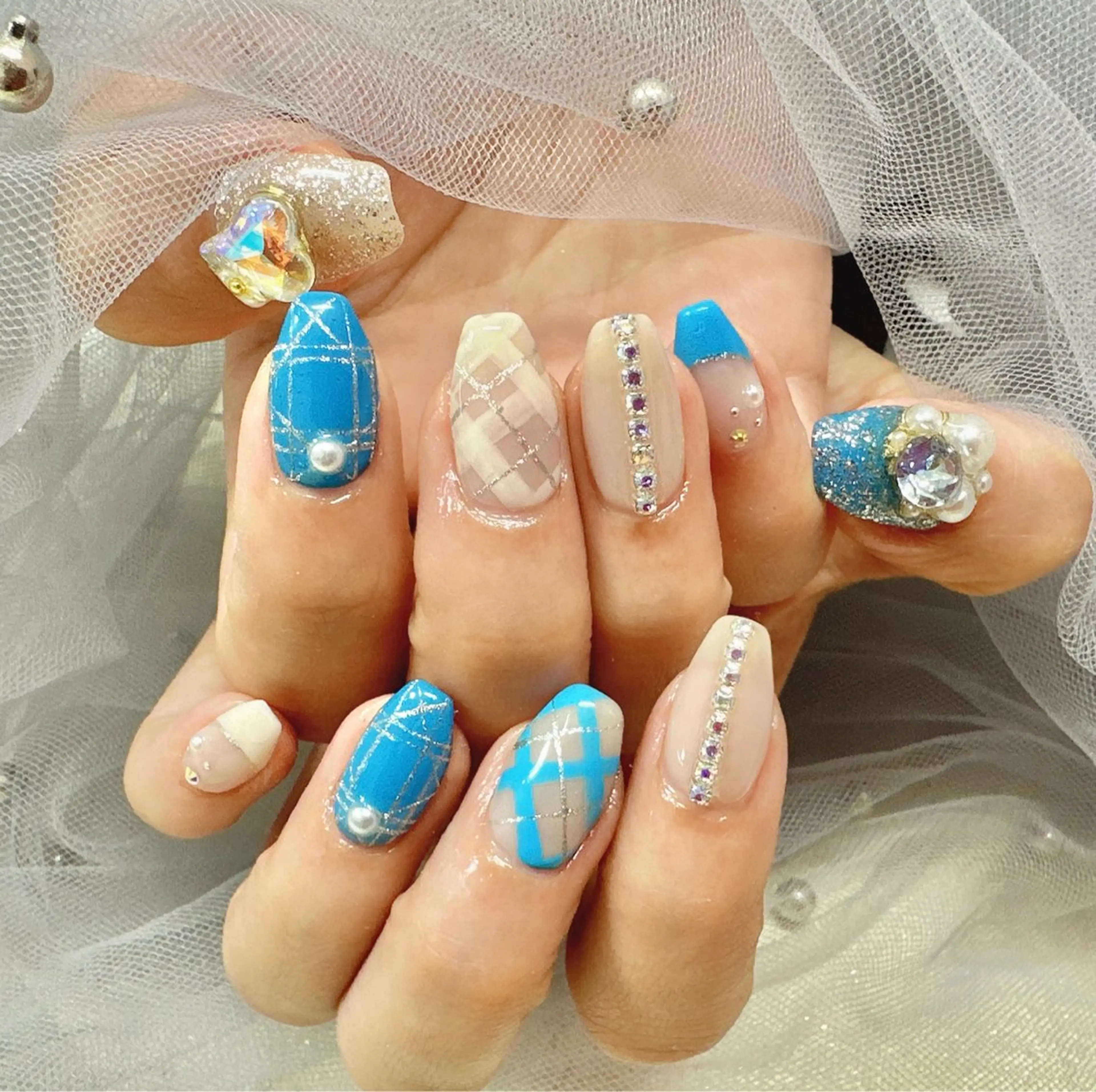 ネイル Luna K.のネイルデザイン