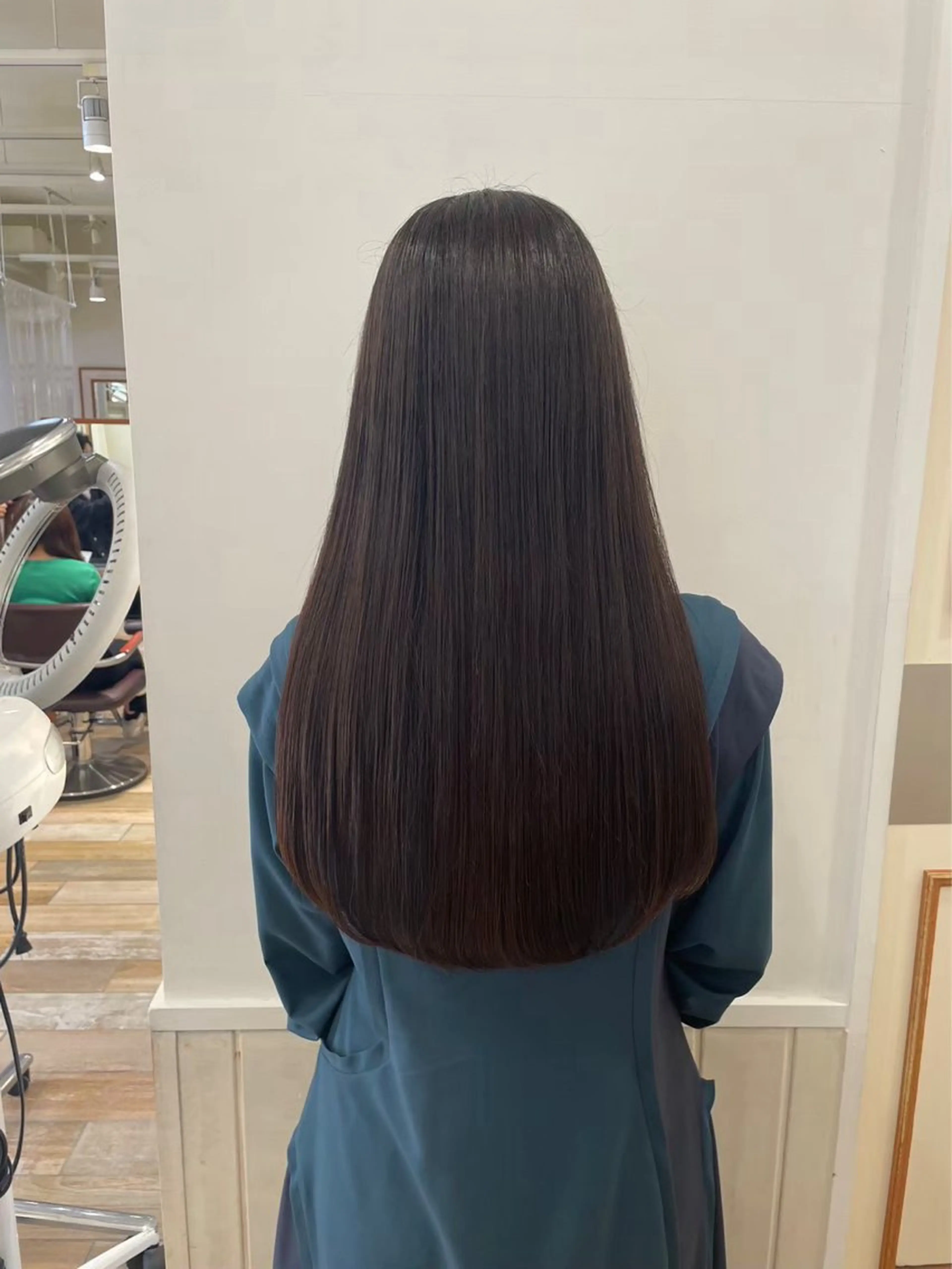 【平日限定】縮毛矯正+Aujuaトリートメント୨୧の写真