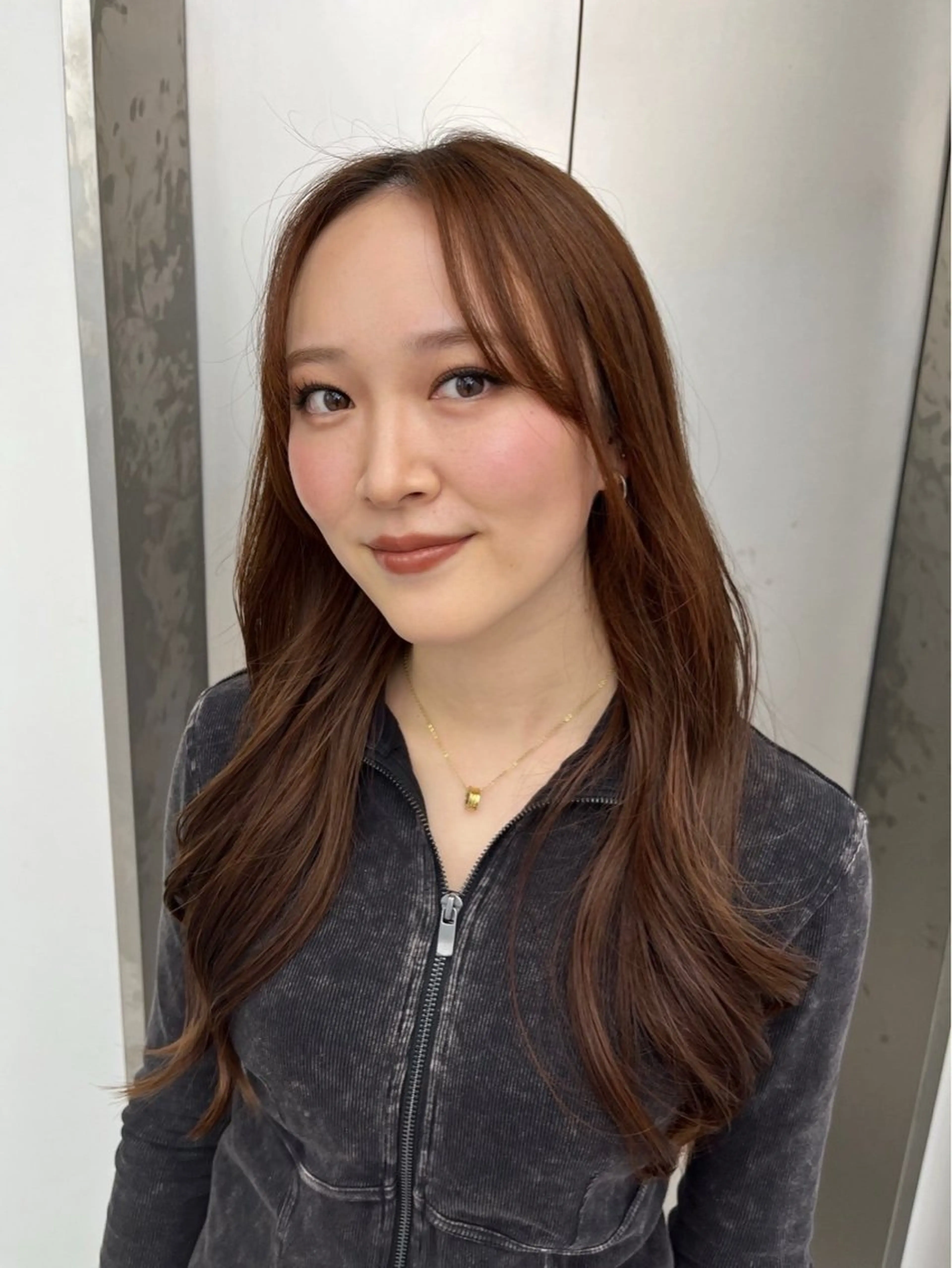 撮影モデル AISA viewNAGOYAのヘアスタイル