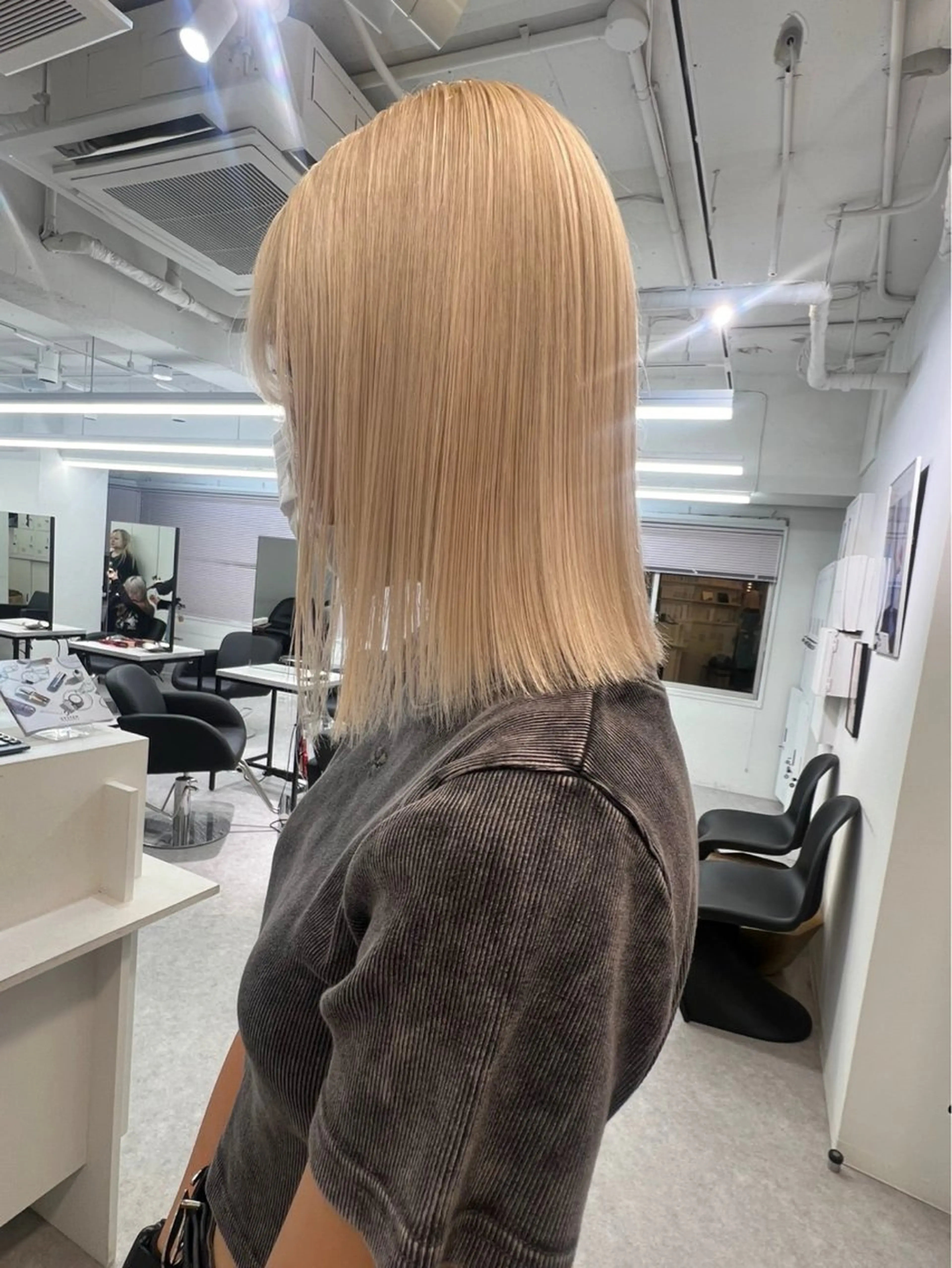 カラー 🐬透明感カラー/ ハイトーン/ユウ🐬のヘアスタイル