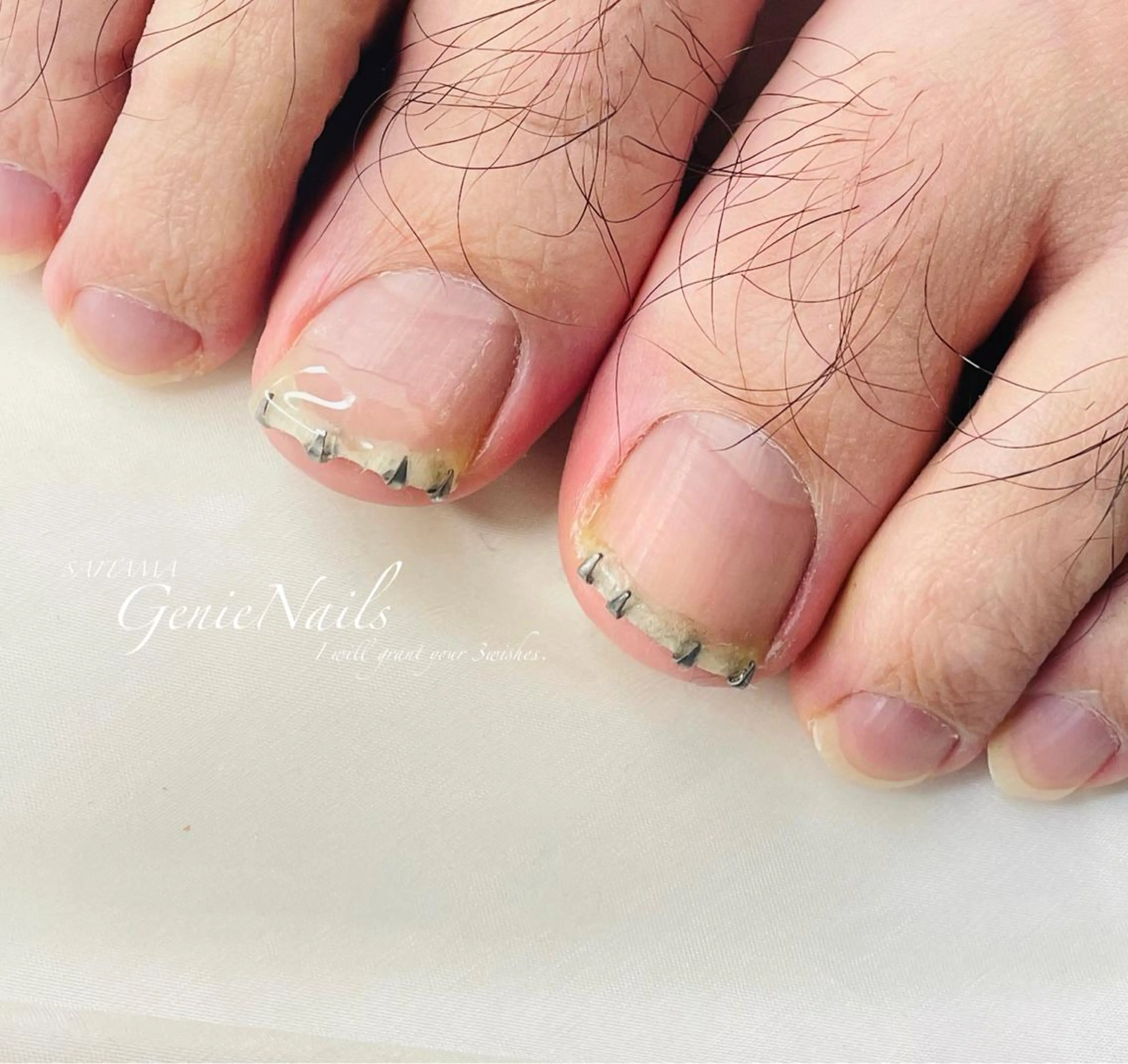 メンズ ネイル フットネイル メンズネイル オフィスネイル ショートネイル 冬ネイル Genie Nailsのネイルデザイン