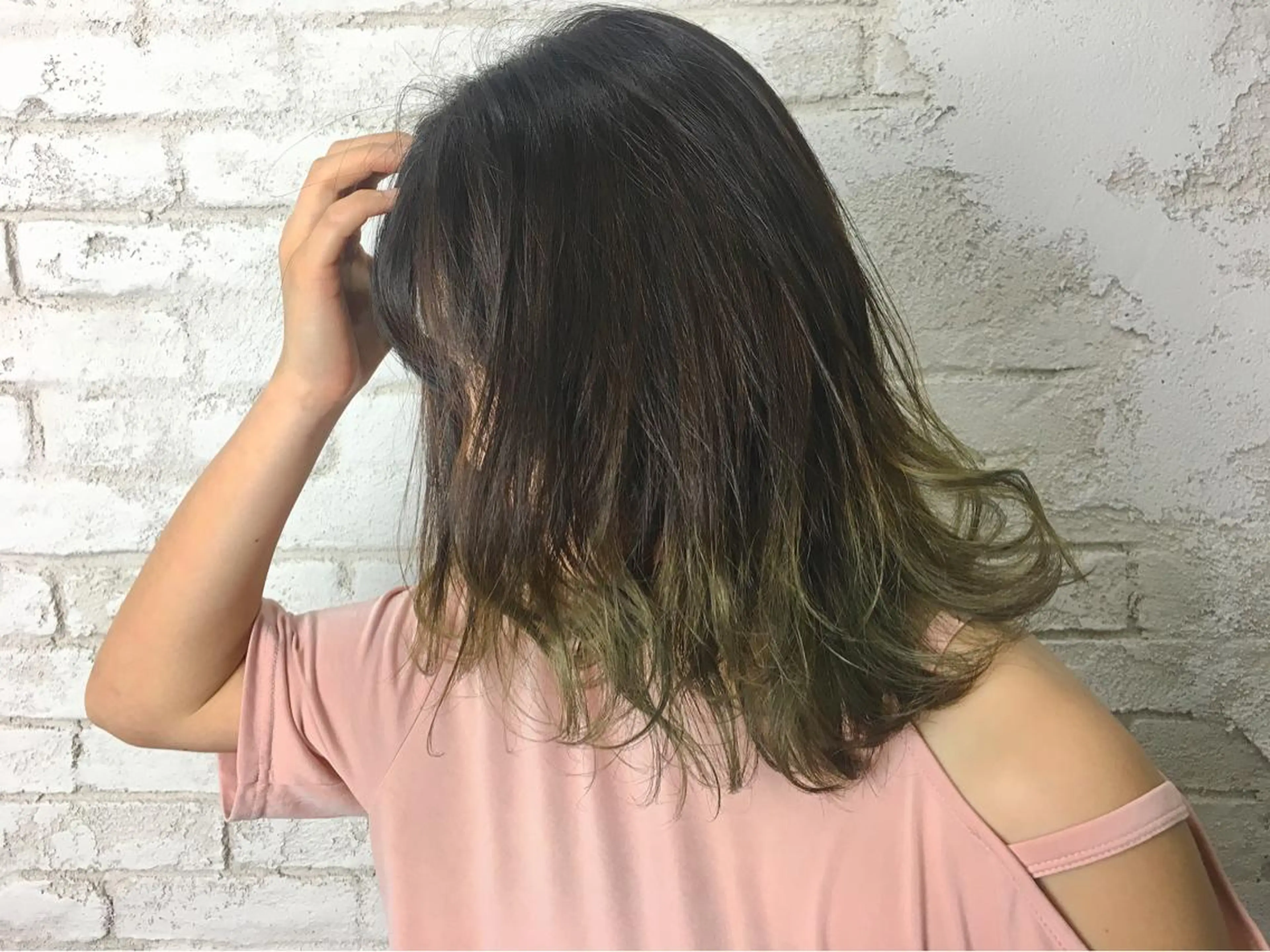 ミディアム カラー グラデーションカラー boutique misakiのヘアスタイル