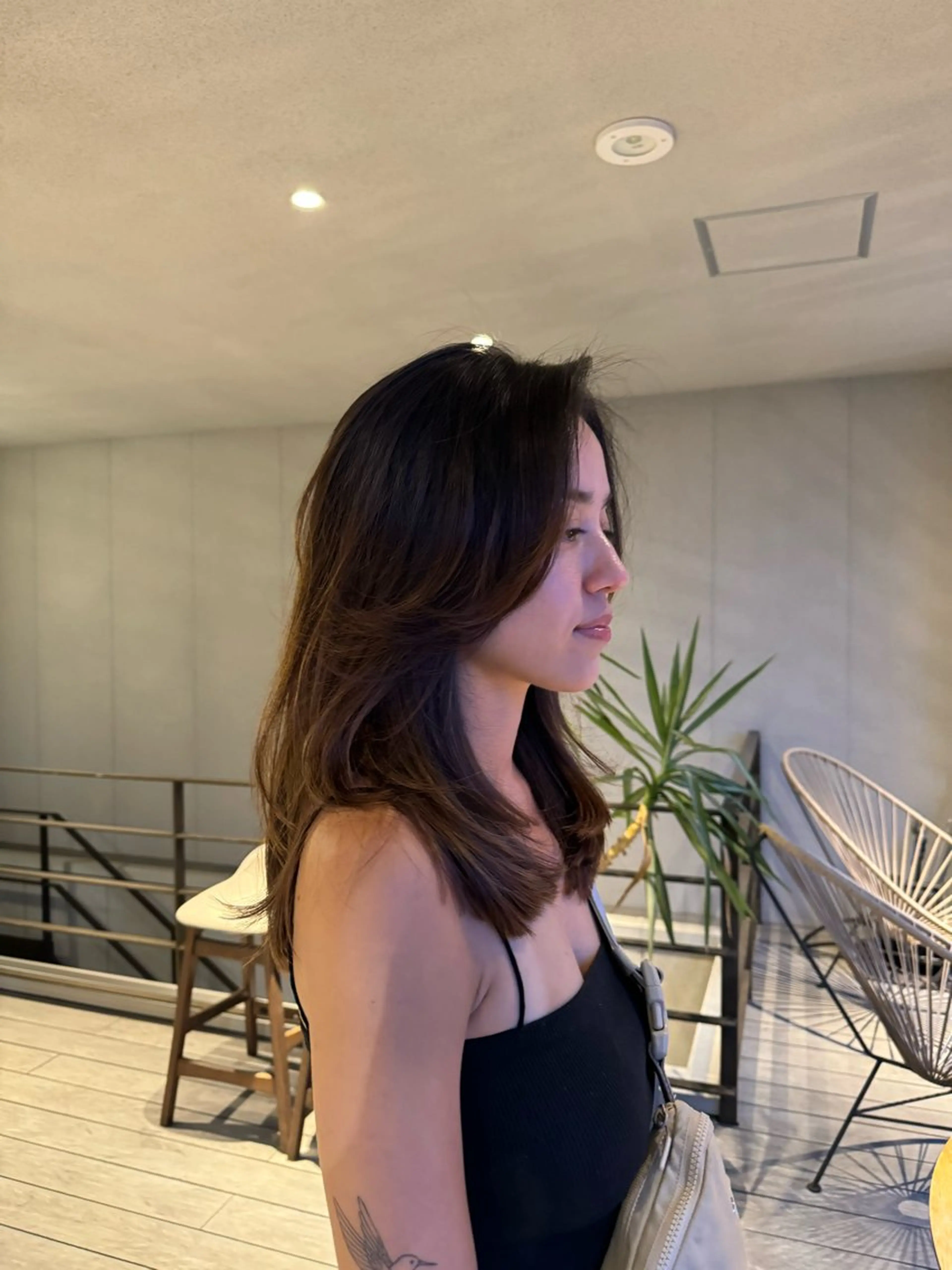 セミロング 海外レイヤー鯉渕 【海外風メンズも◎】のヘアスタイル