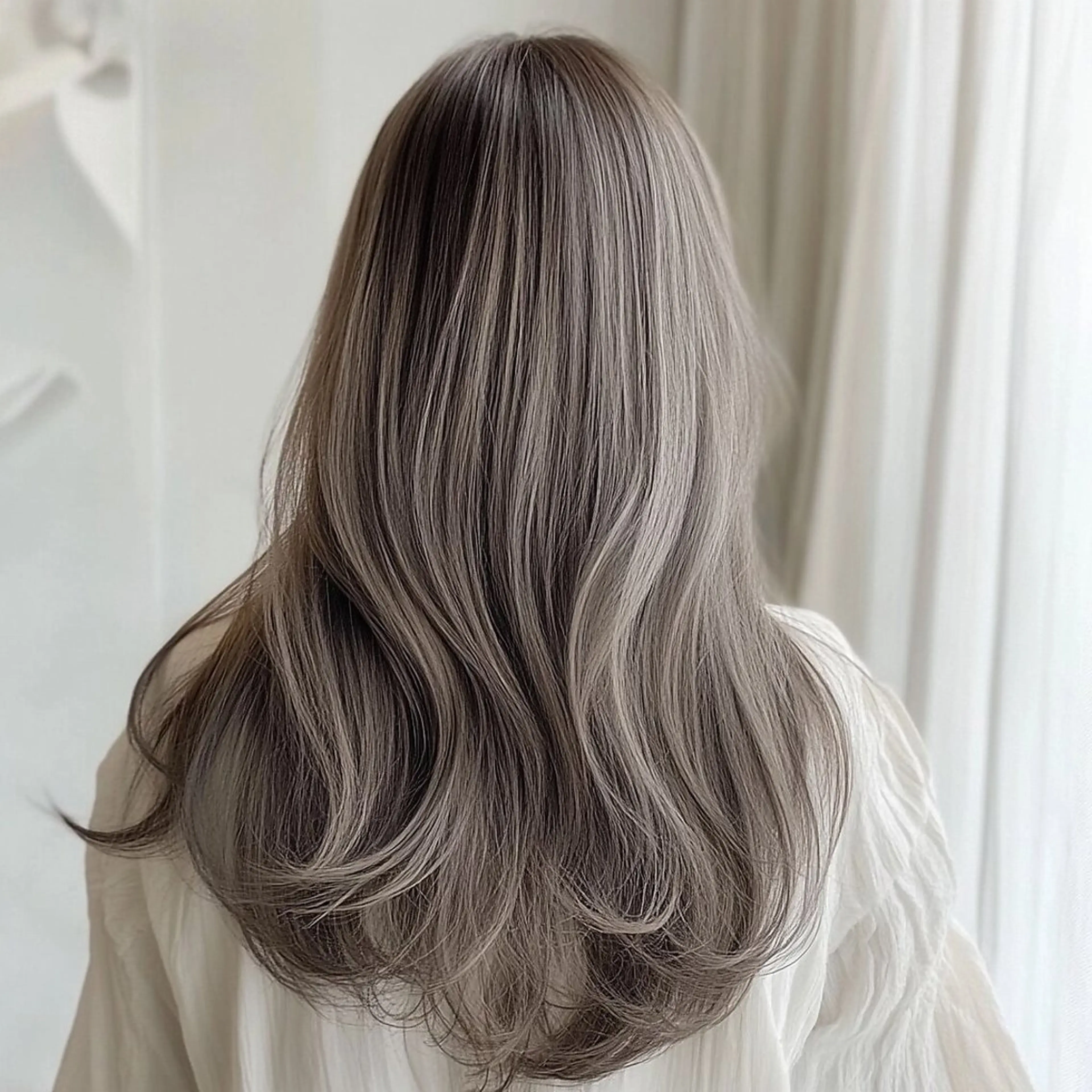 ロング 小谷 俊祐のヘアスタイル