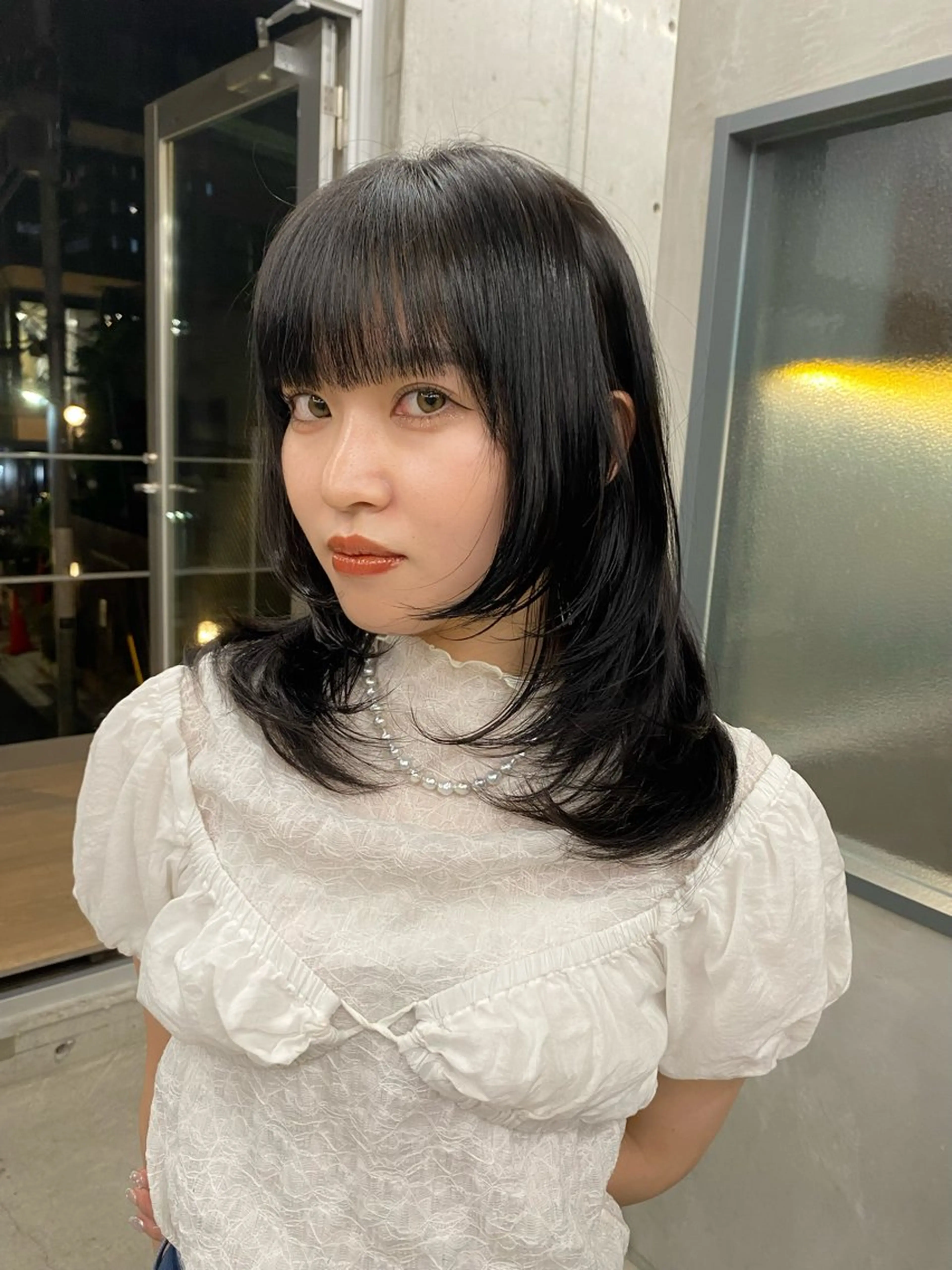 ミディアム カラー ヘアアレンジ レイヤーカット カット ヘアカラー トリートメント mina 🌷のヘアスタイル