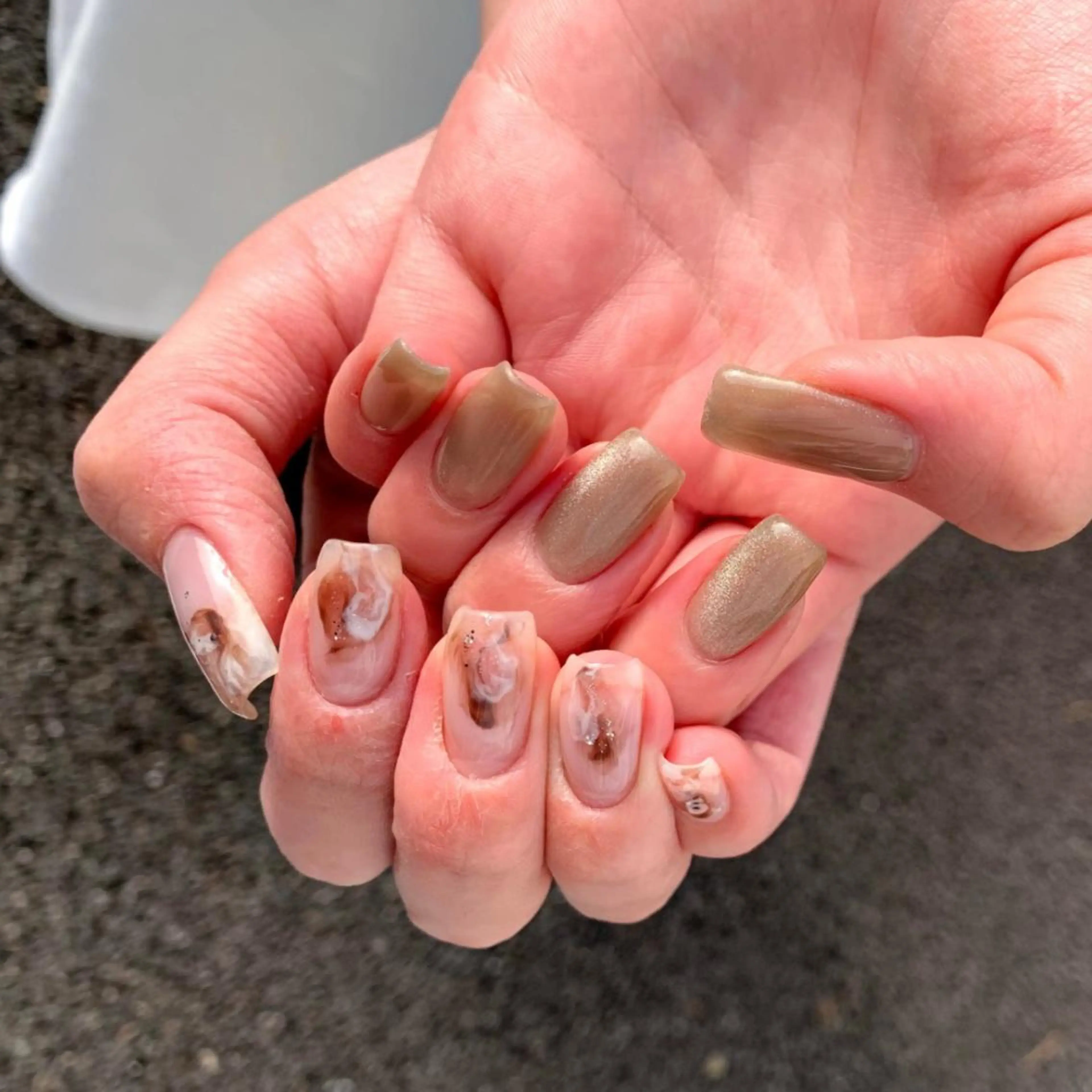 ネイル クリアネイル マグネットネイル ニュアンスネイル . SHIORIのネイルデザイン