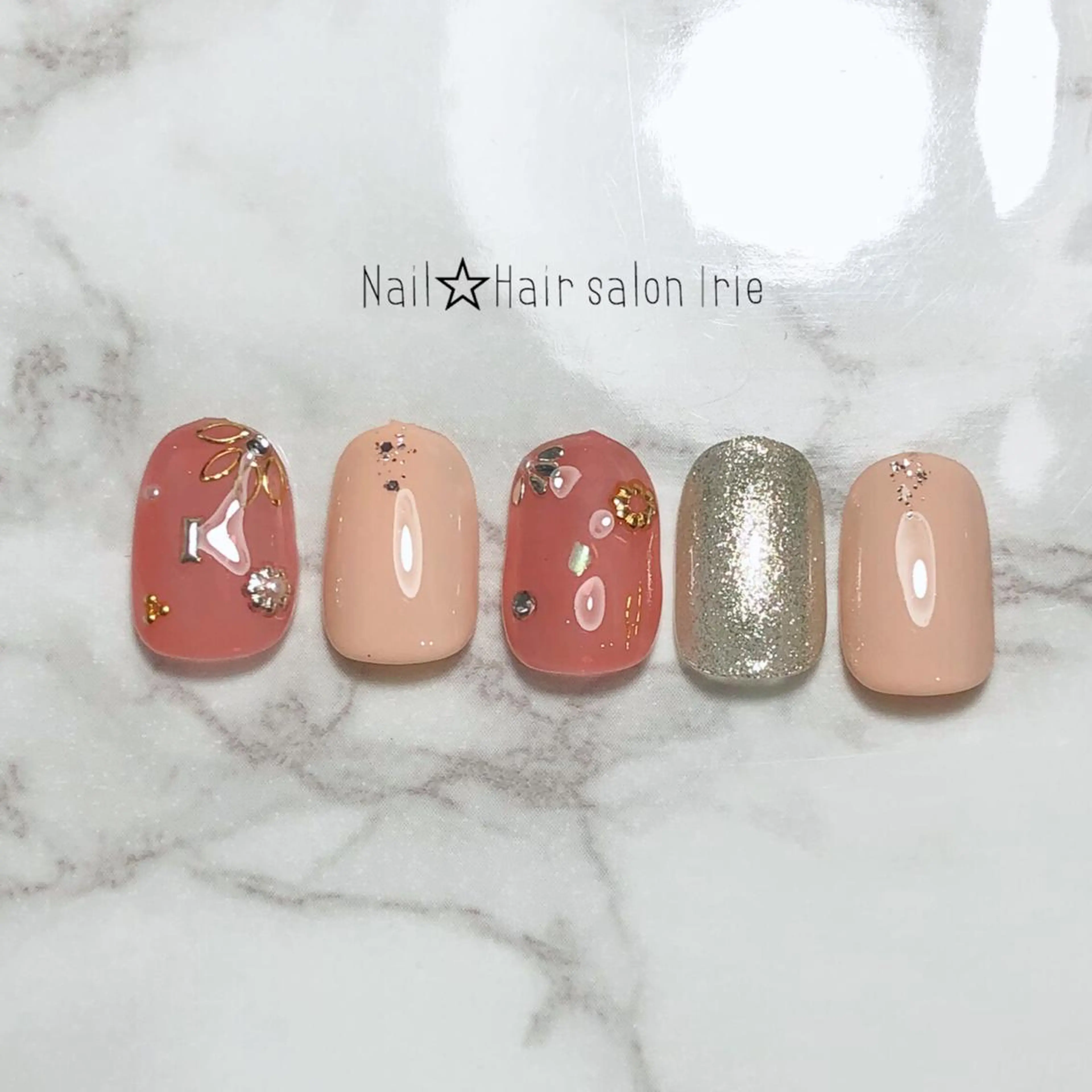 ネイル Hair salon Irie所属・與儀 知佳のネイルデザイン