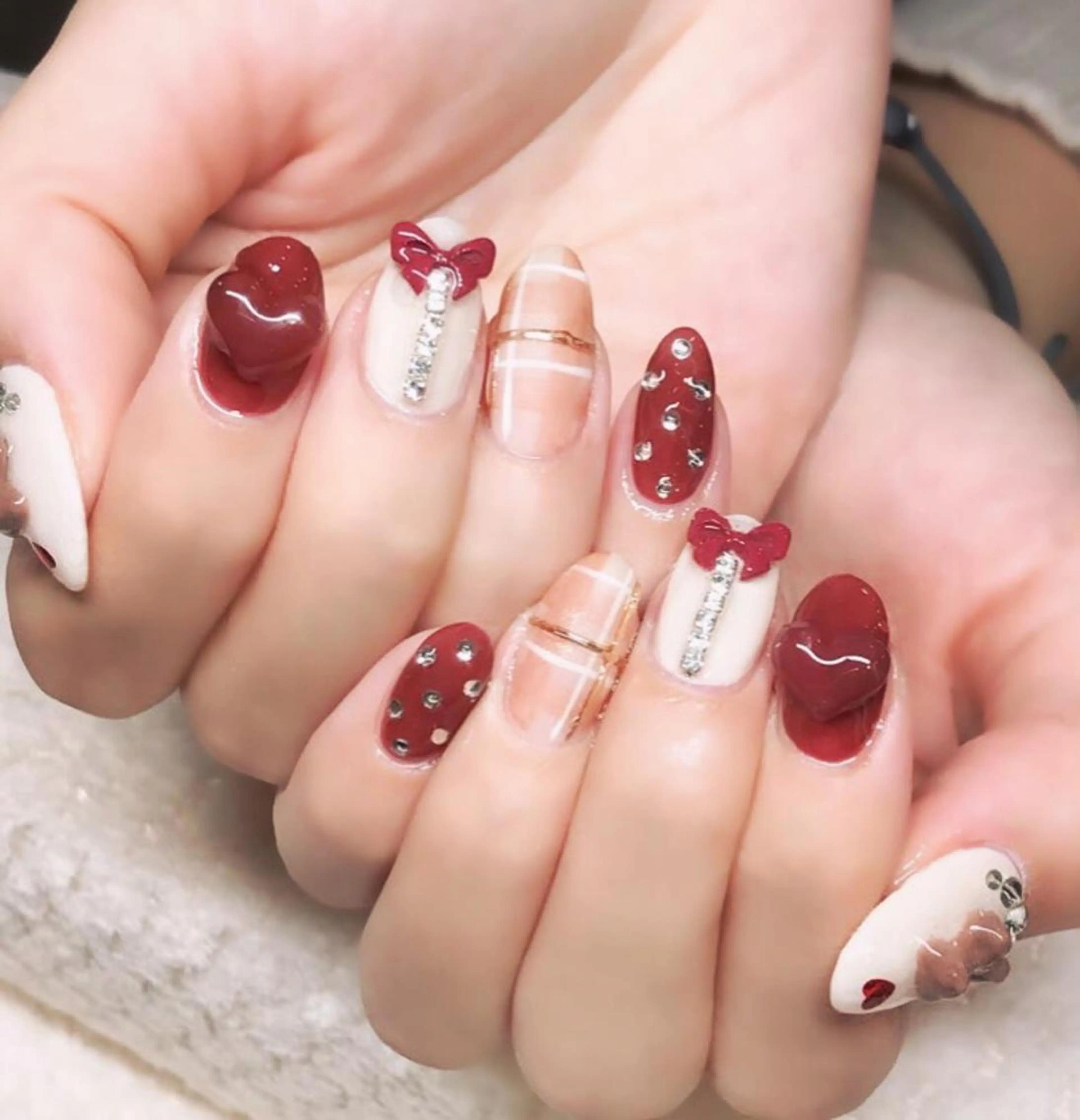 ネイル ジェルネイル ハート キラキラネイル 韓国ネイル リボン Nyanco Nailのネイルデザイン