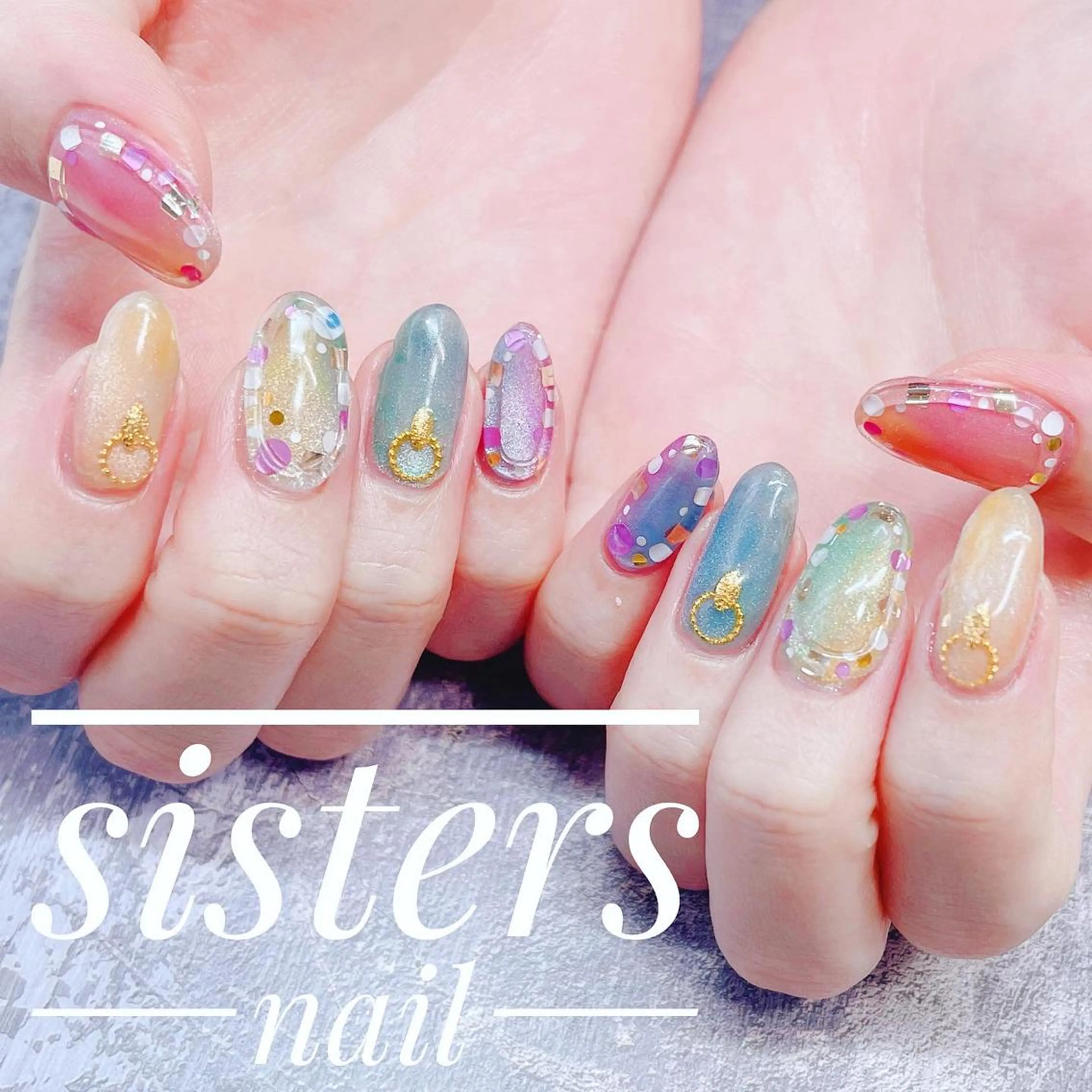 ネイル アートネイル グラデーション ホログラムネイル キラキラネイル マグネットネイル ハンドネイル ハンドケア sisters nail.fのネイルデザイン