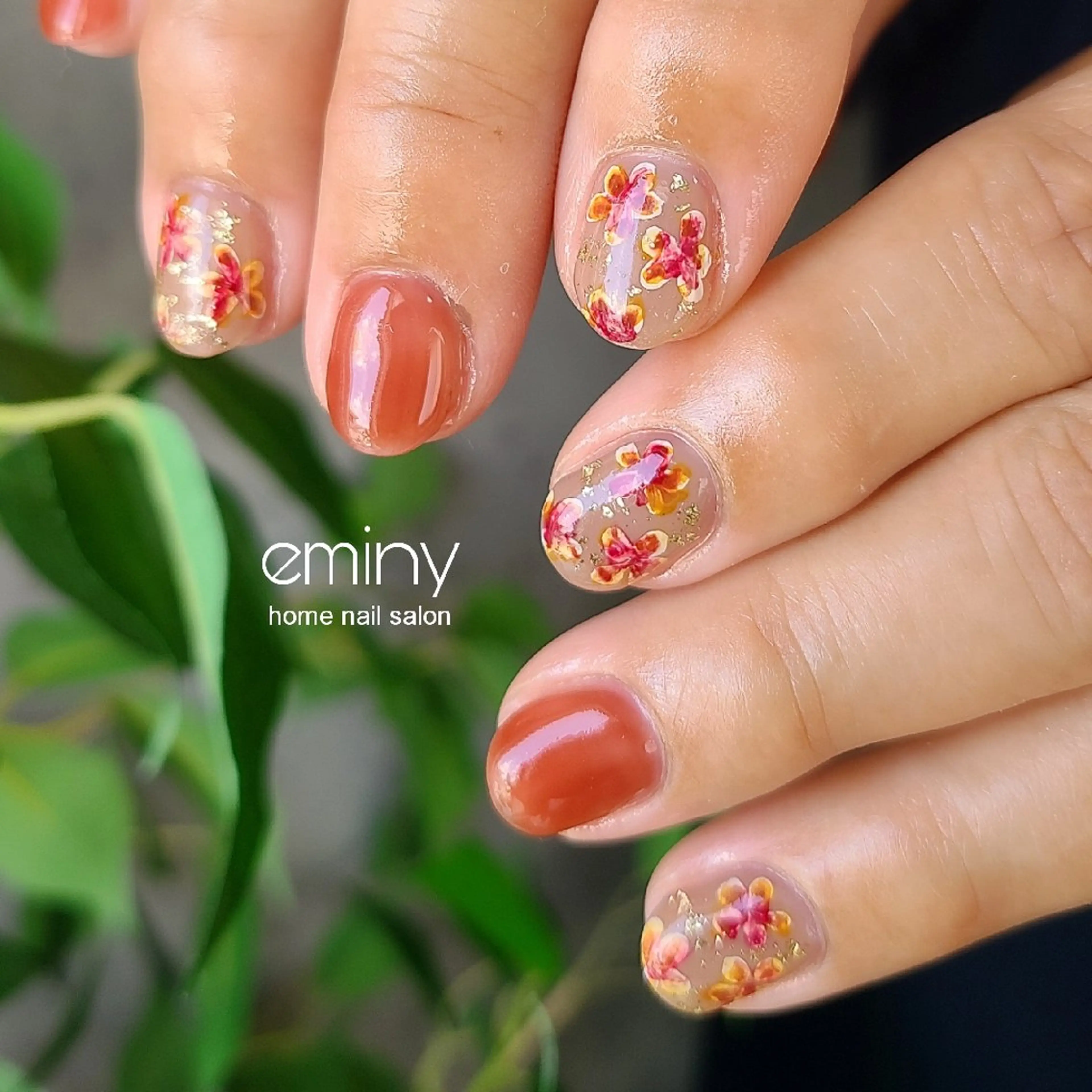 ネイル フラワーネイル ジェルネイル 韓国ネイル ニュアンスネイル 夏ネイル ハンドネイル nail salon  eminyのネイルデザイン