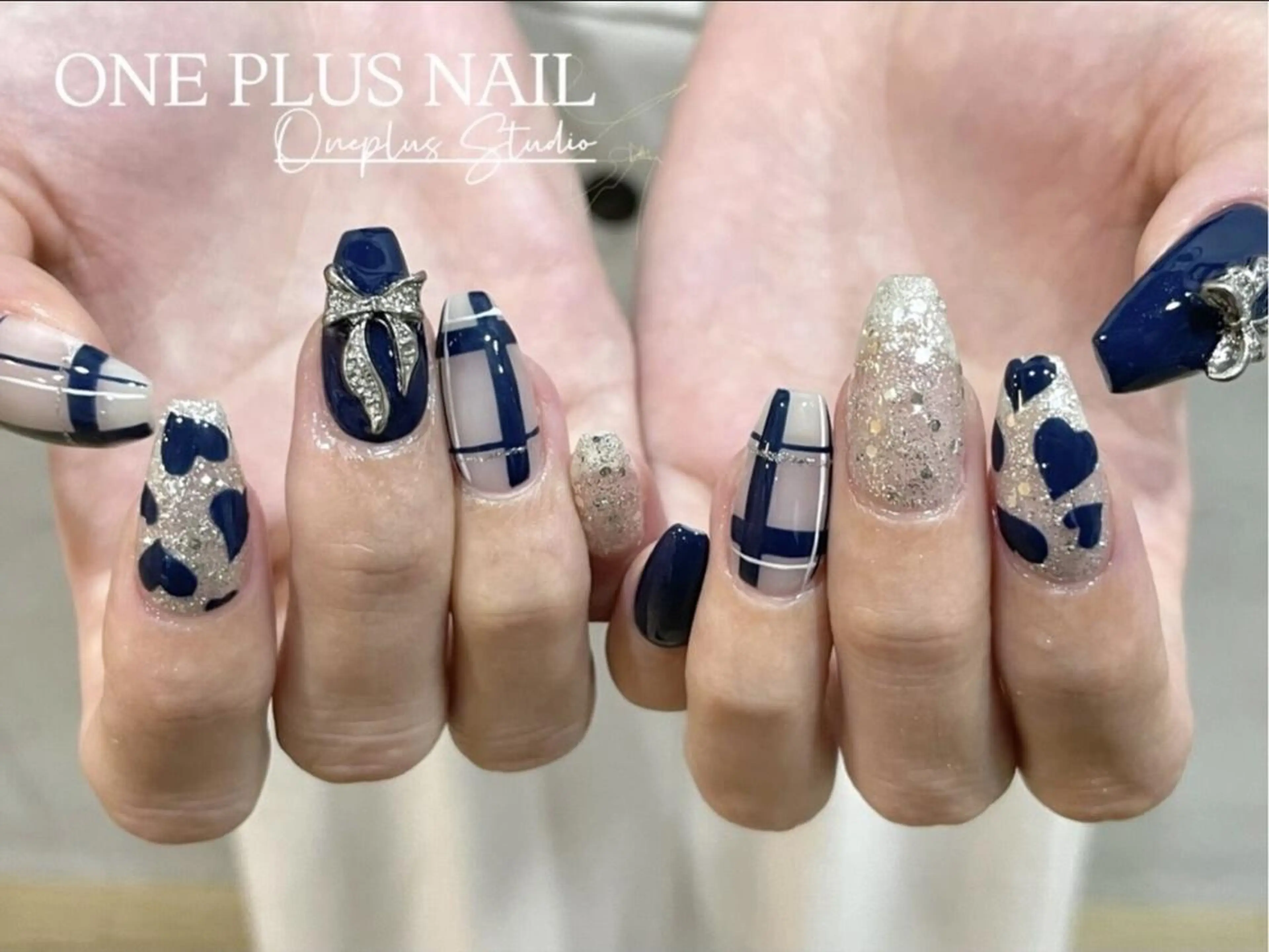 ネイル フレンチネイル 韓国ネイル マグネットネイル 持ち込み ワンカラーネイル One Plus キキのネイルデザイン