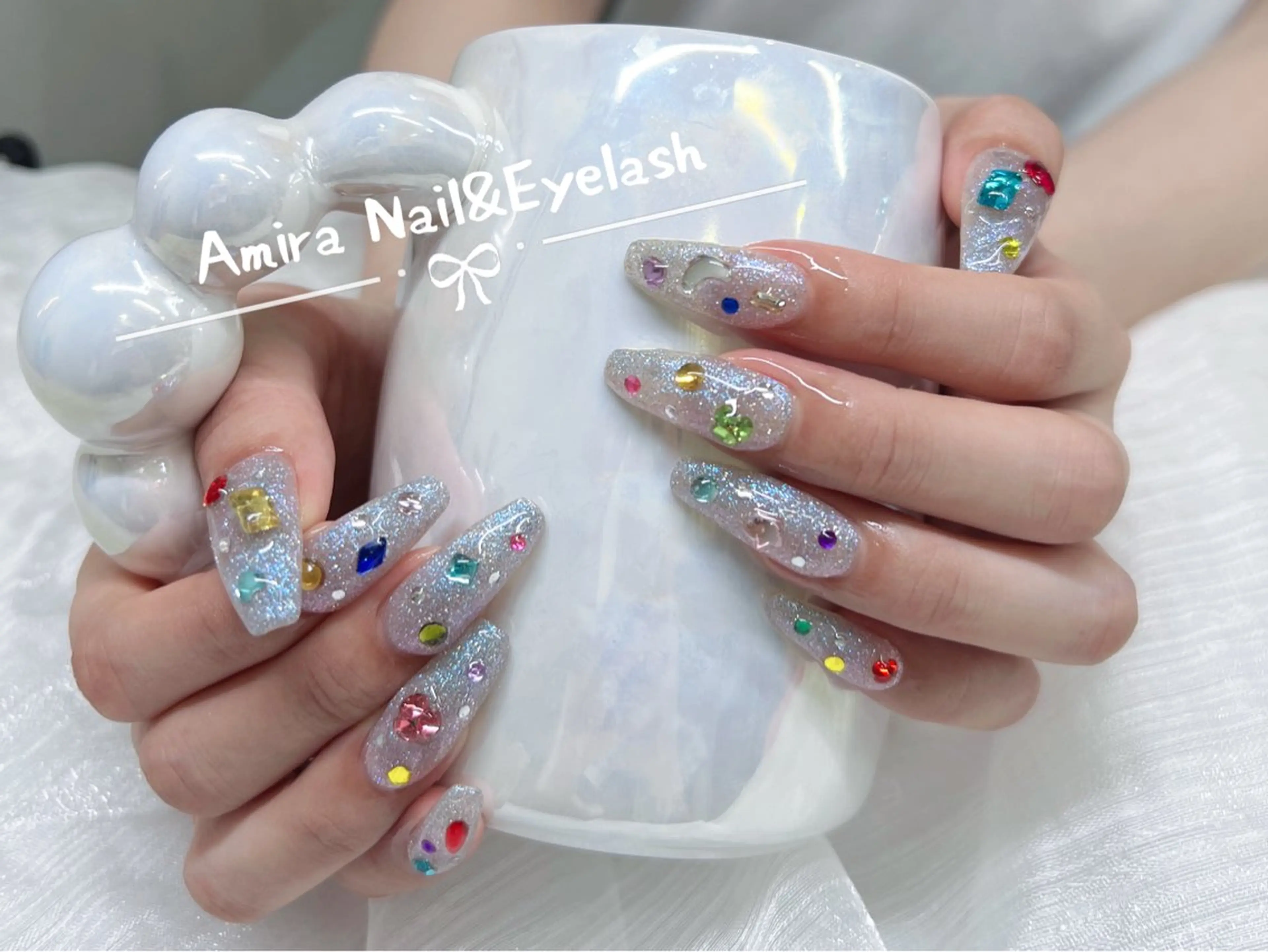 ネイル Amira アイラッシュのマツエク・マツパデザイン