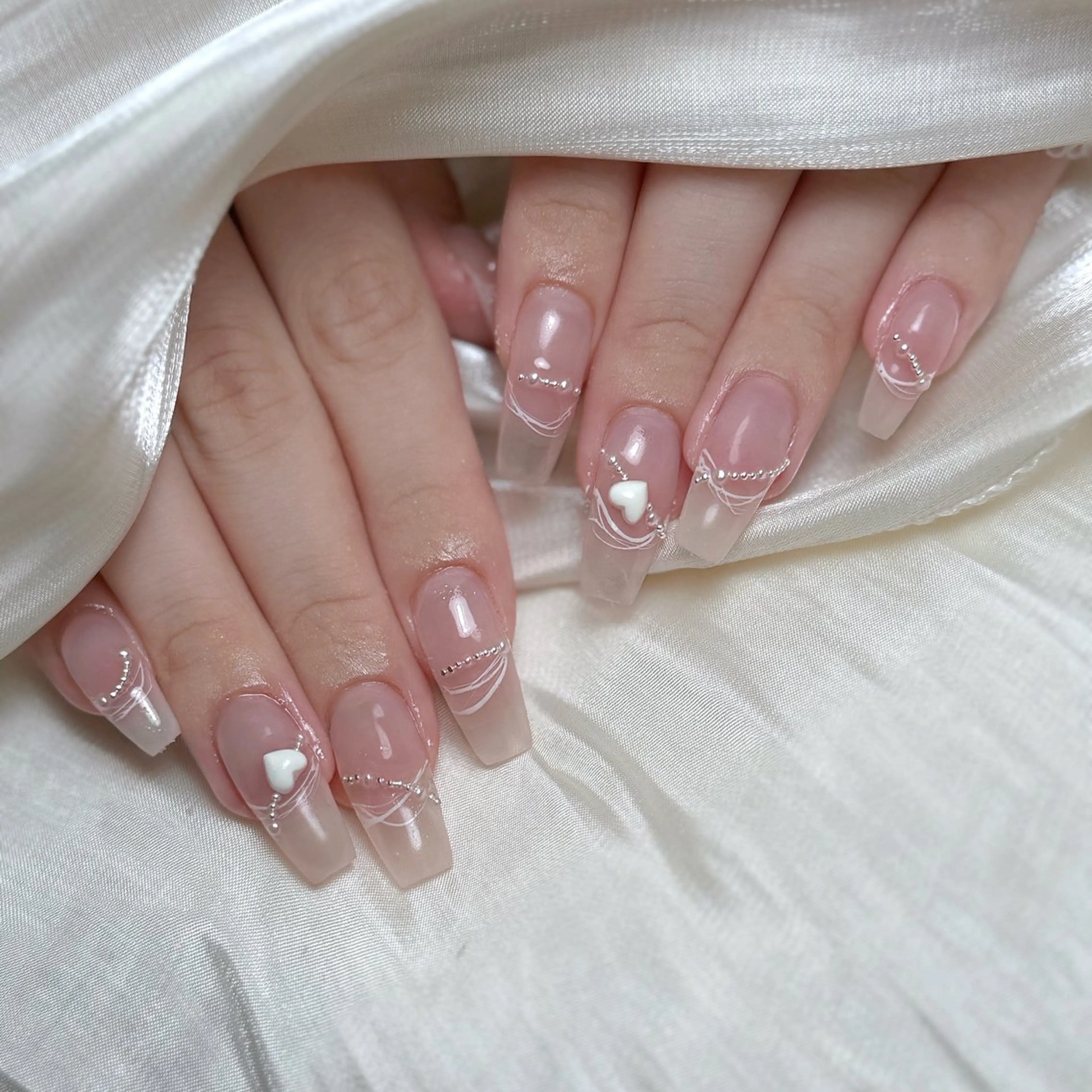 ネイル Maggie Nail🦩のネイルデザイン