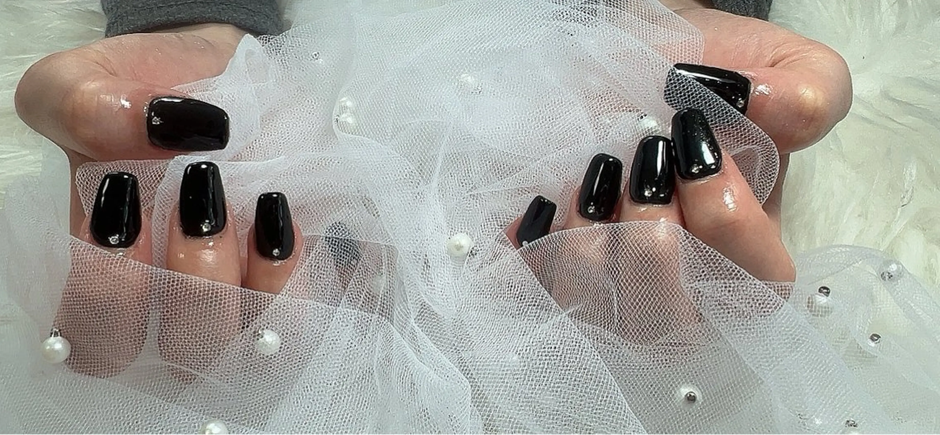 ネイル ストーンネイル ハンドネイル Ruana Nailのネイルデザイン