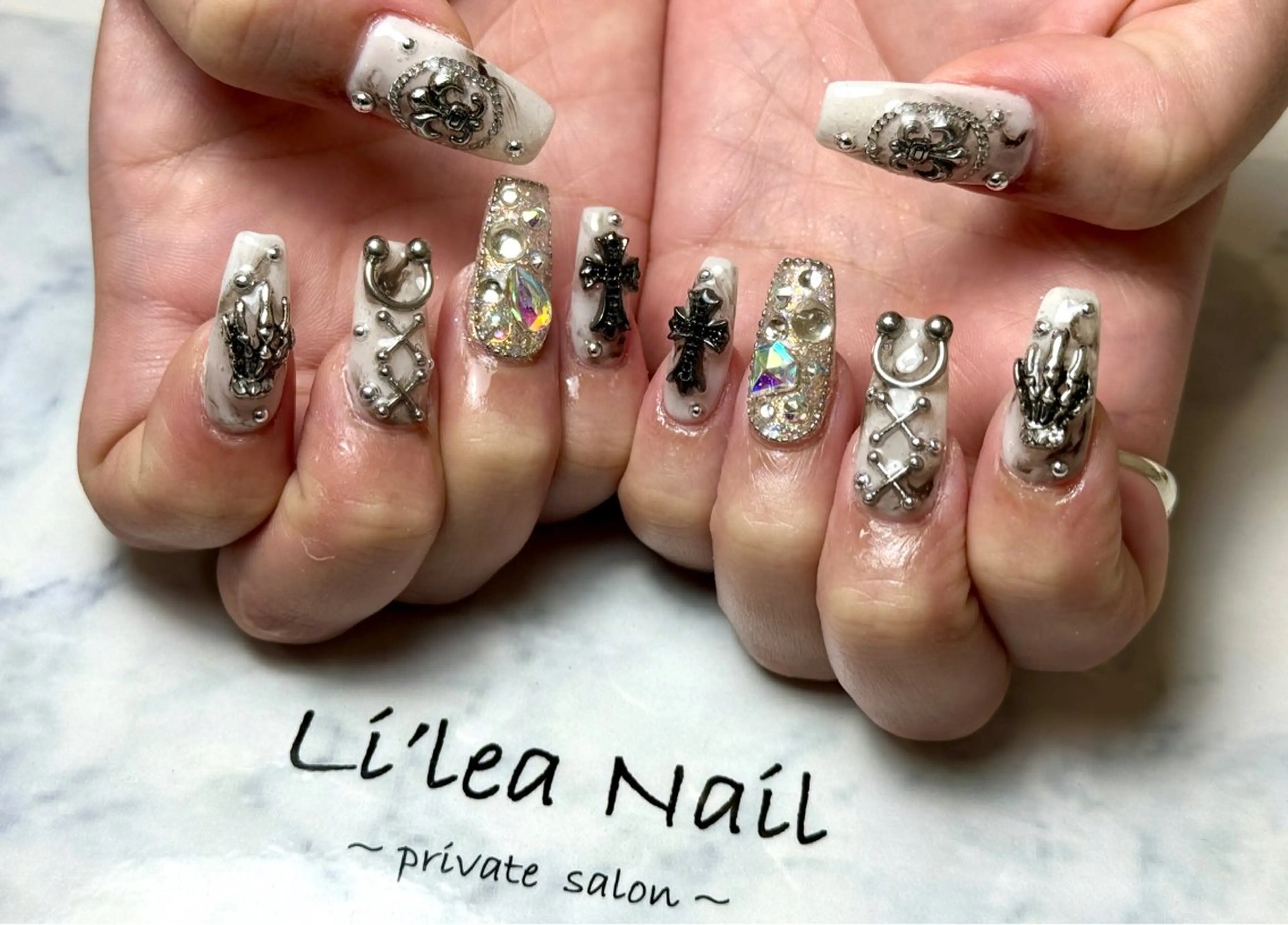 ネイル Li'leaNail RUIのネイルデザイン