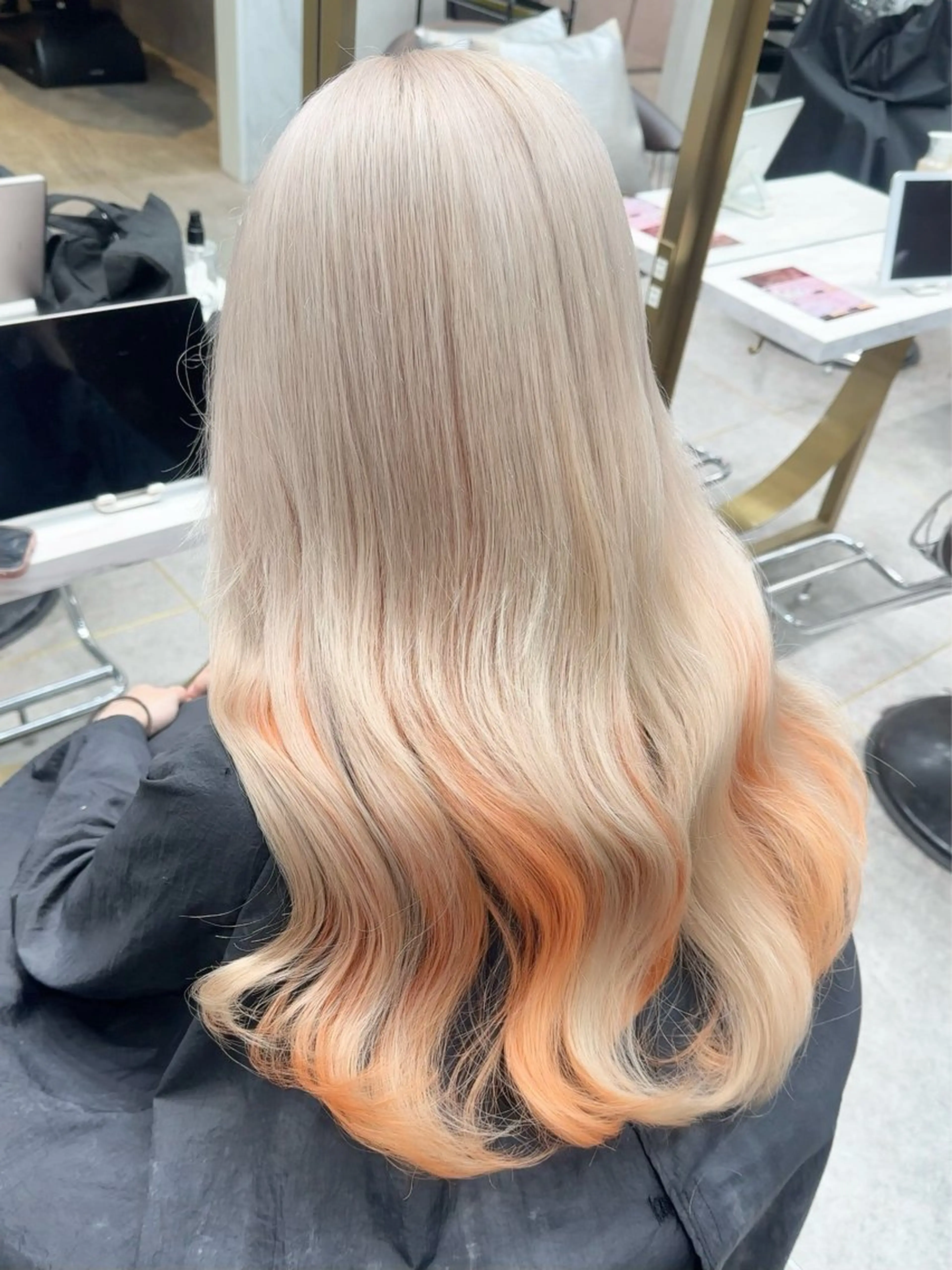 セミロング カラー ヘアアレンジ ヘアカラー トリートメント yuuto🌈 透明感カラーのヘアスタイル