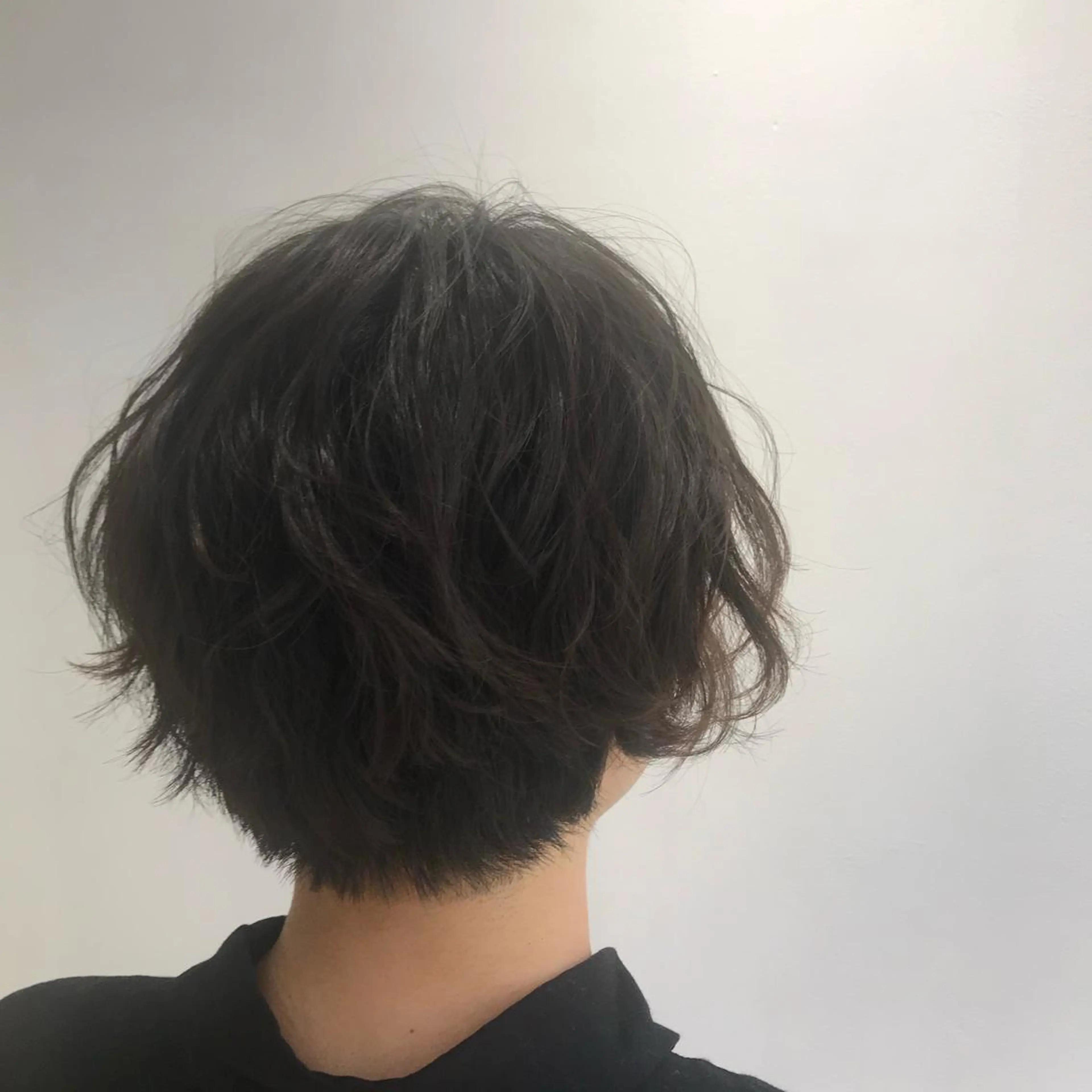 ショート パーマ apish パーマ/夏琳🌻のヘアスタイル